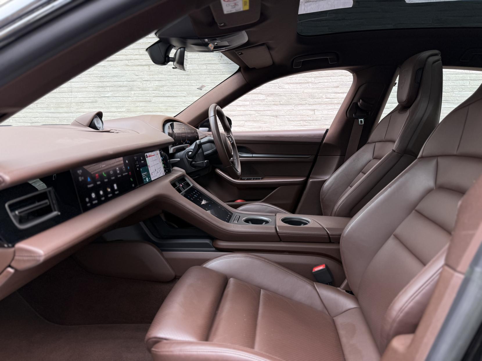 Porsche Taycan Performance Plus 93.4kWh 4S Cross Turismo 5dr Electric Auto 4WD (11kW Charger) (571 ps)