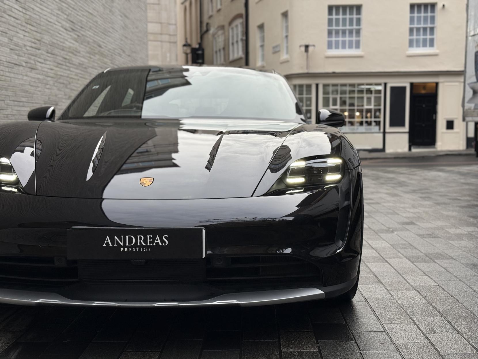 Porsche Taycan Performance Plus 93.4kWh 4S Cross Turismo 5dr Electric Auto 4WD (11kW Charger) (571 ps)