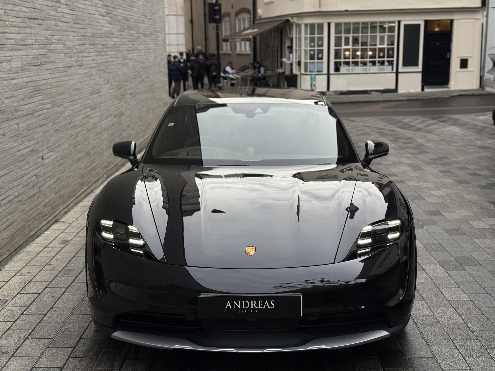 Porsche Taycan Performance Plus 93.4kWh 4S Cross Turismo 5dr Electric Auto 4WD (11kW Charger) (571 ps)