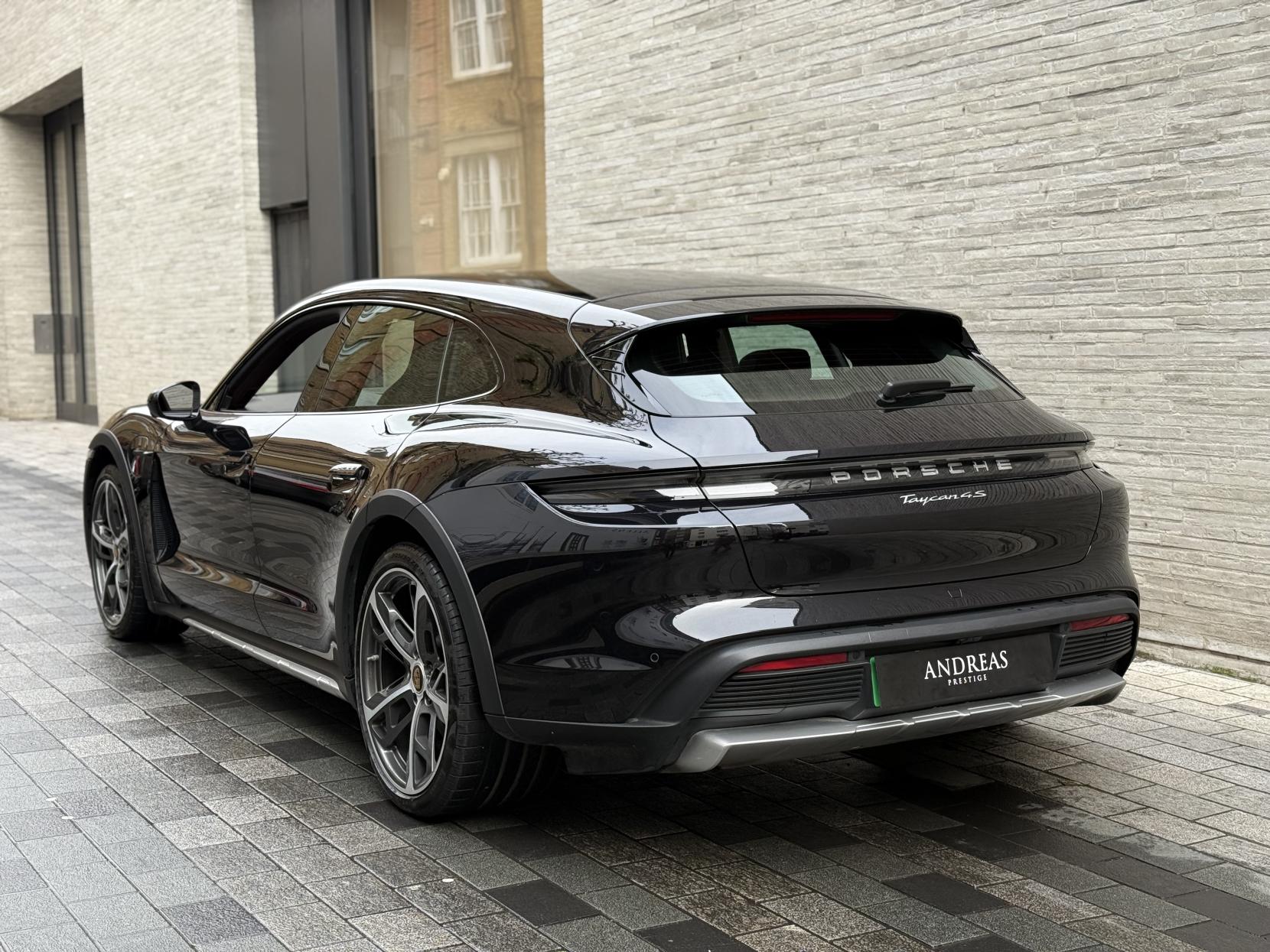 Porsche Taycan Performance Plus 93.4kWh 4S Cross Turismo 5dr Electric Auto 4WD (11kW Charger) (571 ps)