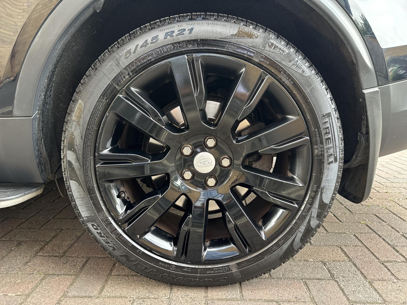 Land Rover Discovery 3.0 TD V6 HSE Luxury SUV 5dr Diesel Auto 4WD Euro 6 (s/s) (258 ps)