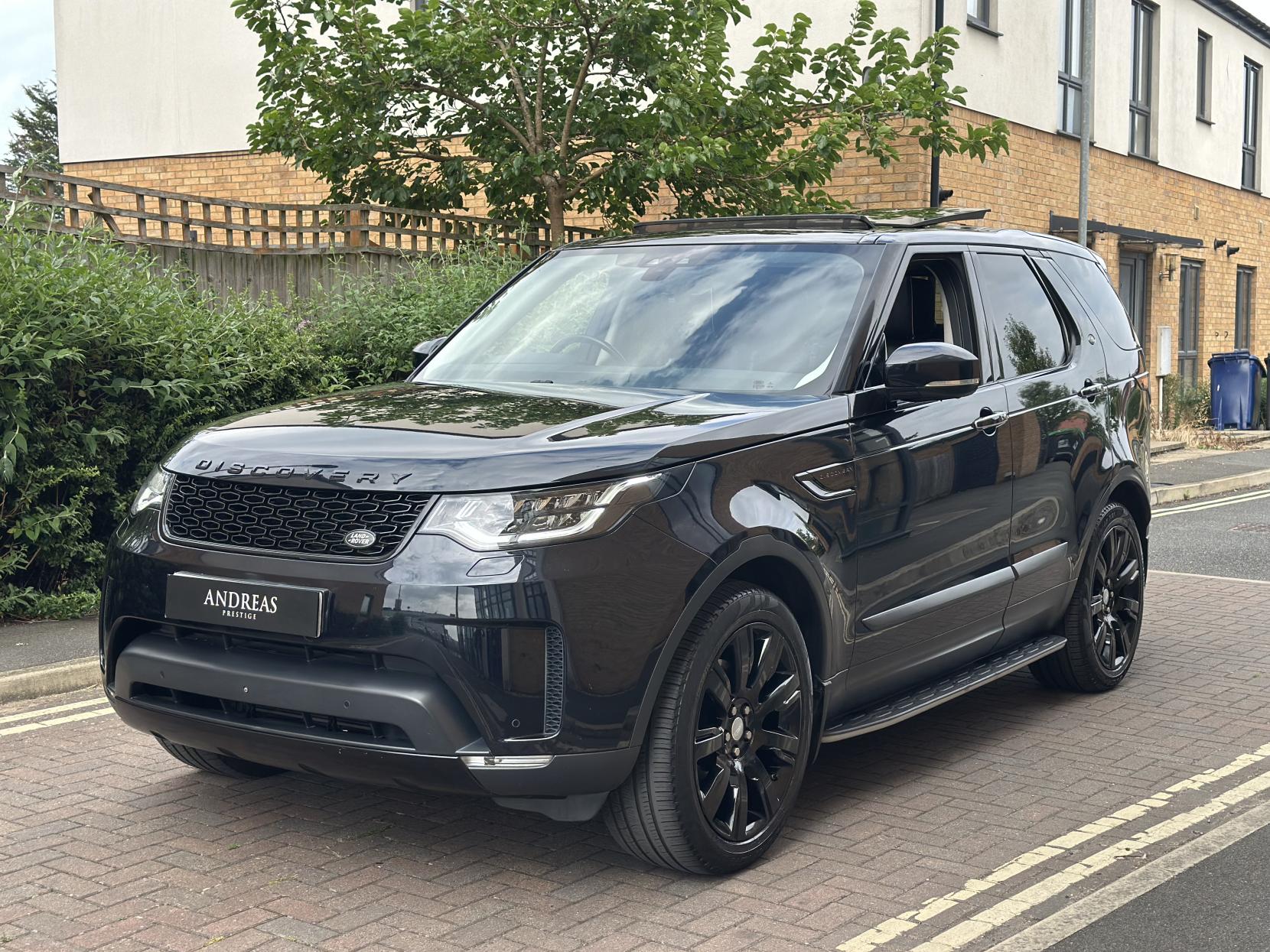 Land Rover Discovery 3.0 TD V6 HSE Luxury SUV 5dr Diesel Auto 4WD Euro 6 (s/s) (258 ps)