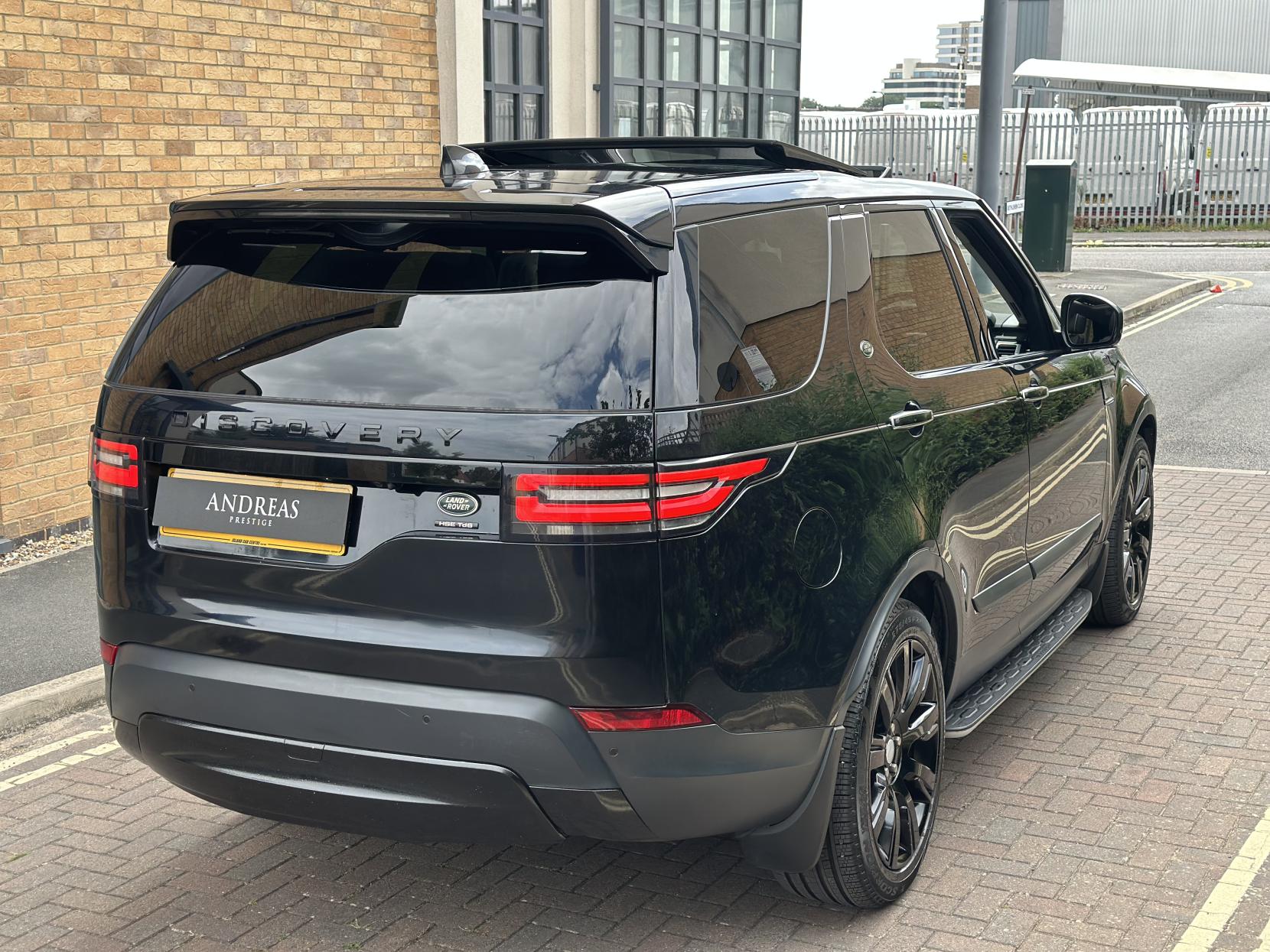 Land Rover Discovery 3.0 TD V6 HSE Luxury SUV 5dr Diesel Auto 4WD Euro 6 (s/s) (258 ps)