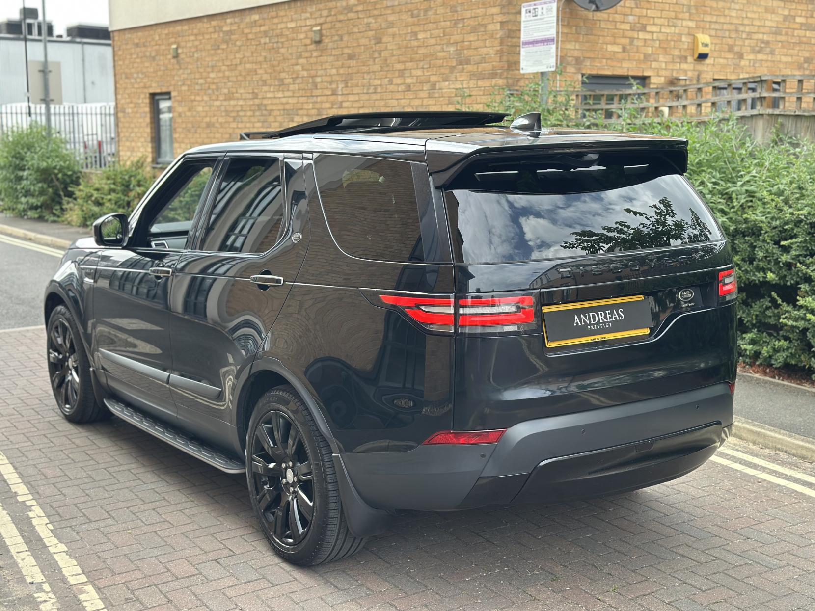 Land Rover Discovery 3.0 TD V6 HSE Luxury SUV 5dr Diesel Auto 4WD Euro 6 (s/s) (258 ps)