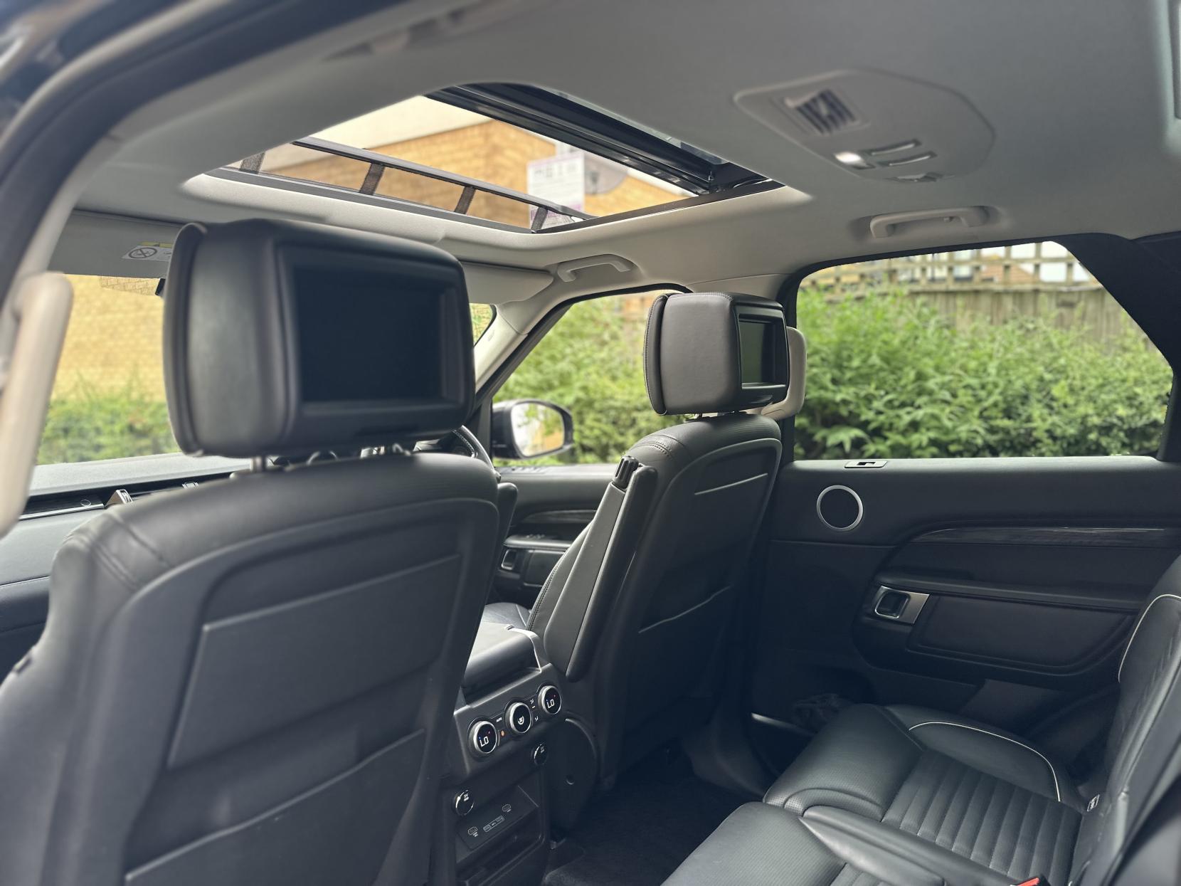 Land Rover Discovery 3.0 TD V6 HSE Luxury SUV 5dr Diesel Auto 4WD Euro 6 (s/s) (258 ps)