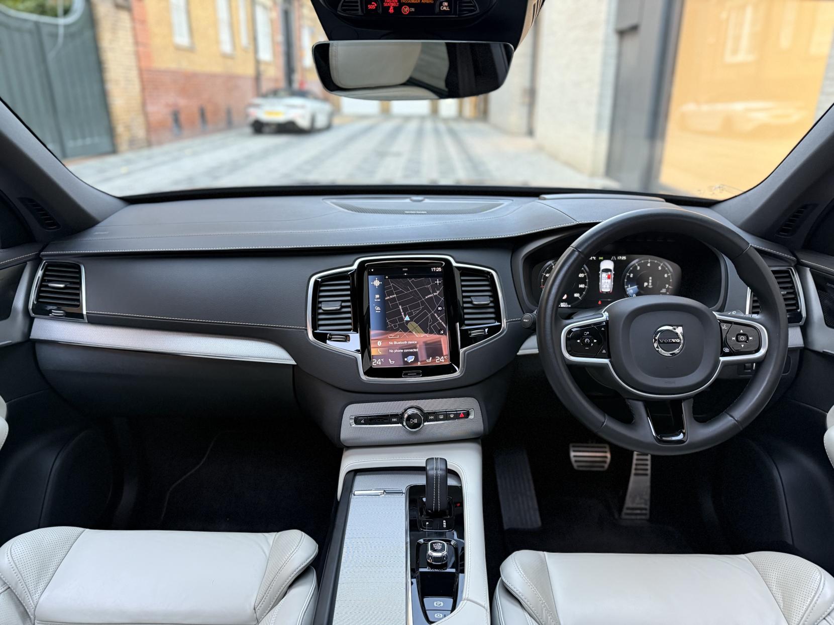 Volvo XC90 2.0 B5 MHEV R-Design Pro SUV 5dr Petrol Hybrid Auto 4WD Euro 6 (s/s) (250 ps)