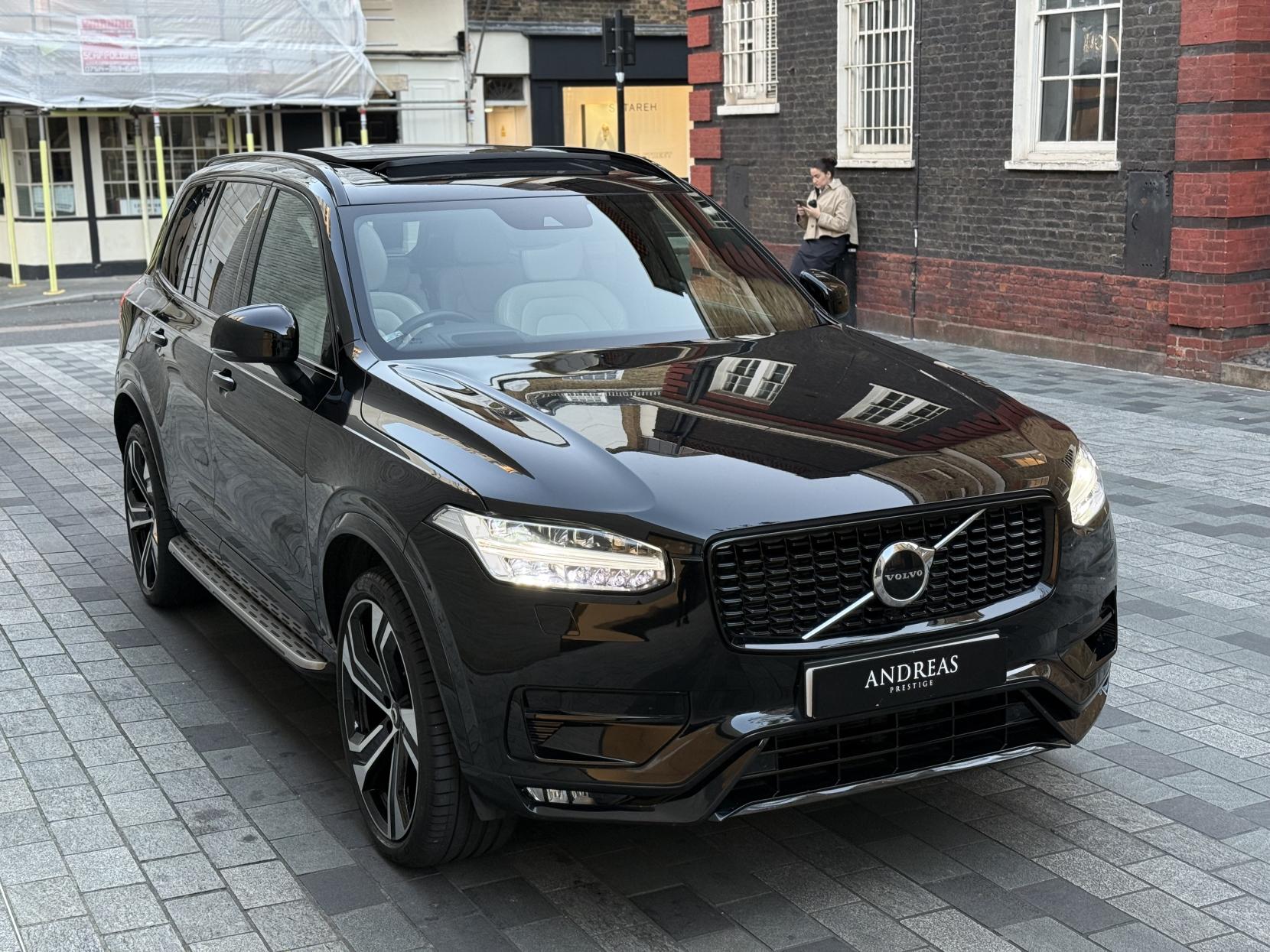 Volvo XC90 2.0 B5 MHEV R-Design Pro SUV 5dr Petrol Hybrid Auto 4WD Euro 6 (s/s) (250 ps)