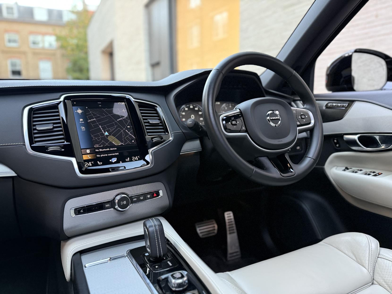 Volvo XC90 2.0 B5 MHEV R-Design Pro SUV 5dr Petrol Hybrid Auto 4WD Euro 6 (s/s) (250 ps)