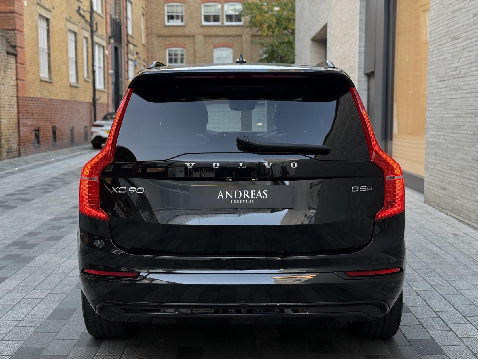 Volvo XC90 2.0 B5 MHEV R-Design Pro SUV 5dr Petrol Hybrid Auto 4WD Euro 6 (s/s) (250 ps)