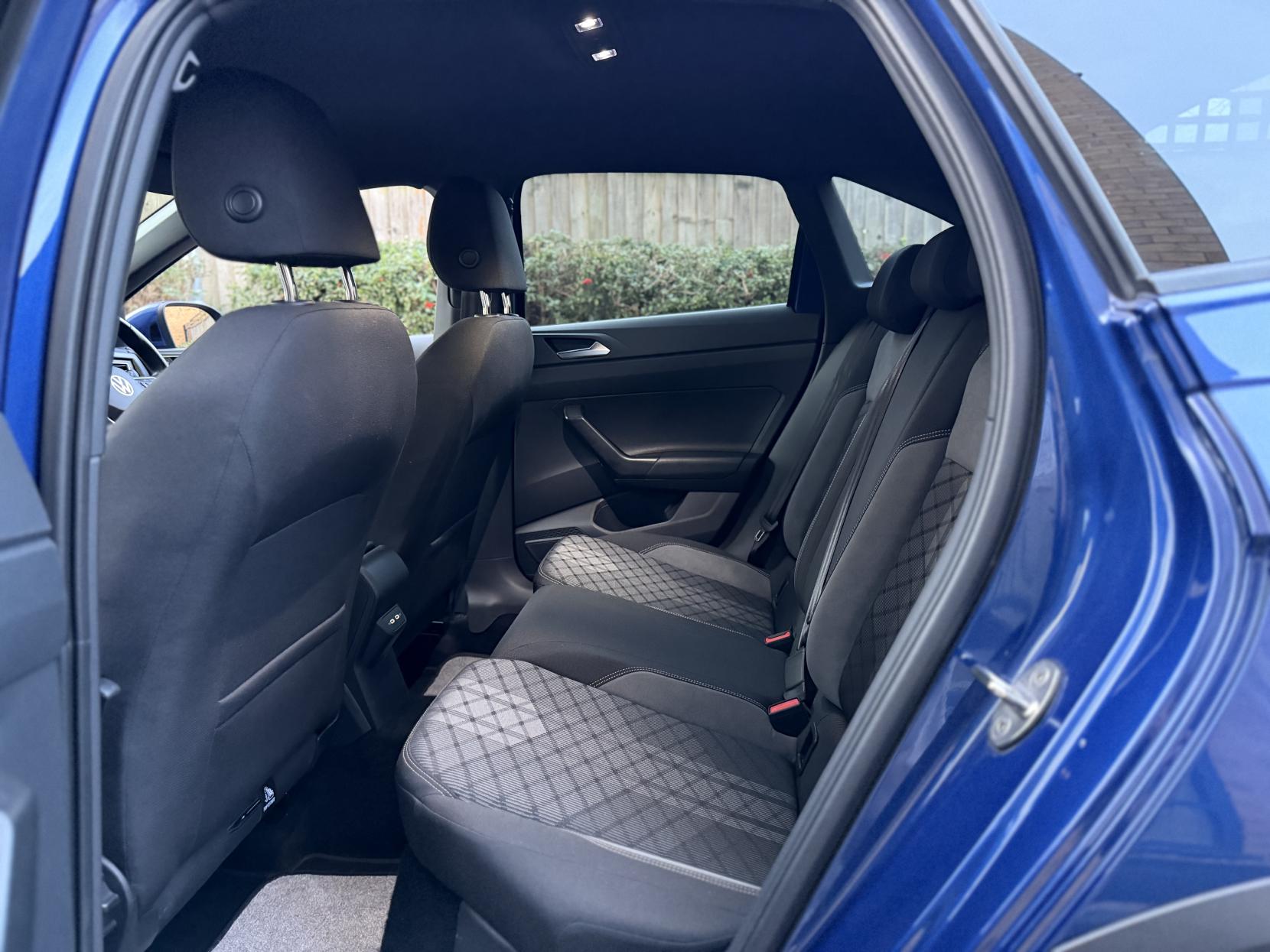 Volkswagen Taigo 1.0 TSI R-Line SUV 5dr Petrol DSG Euro 6 (s/s) (110 ps)