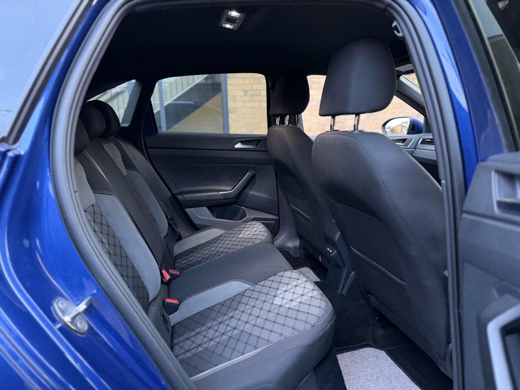 Volkswagen Taigo 1.0 TSI R-Line SUV 5dr Petrol DSG Euro 6 (s/s) (110 ps)