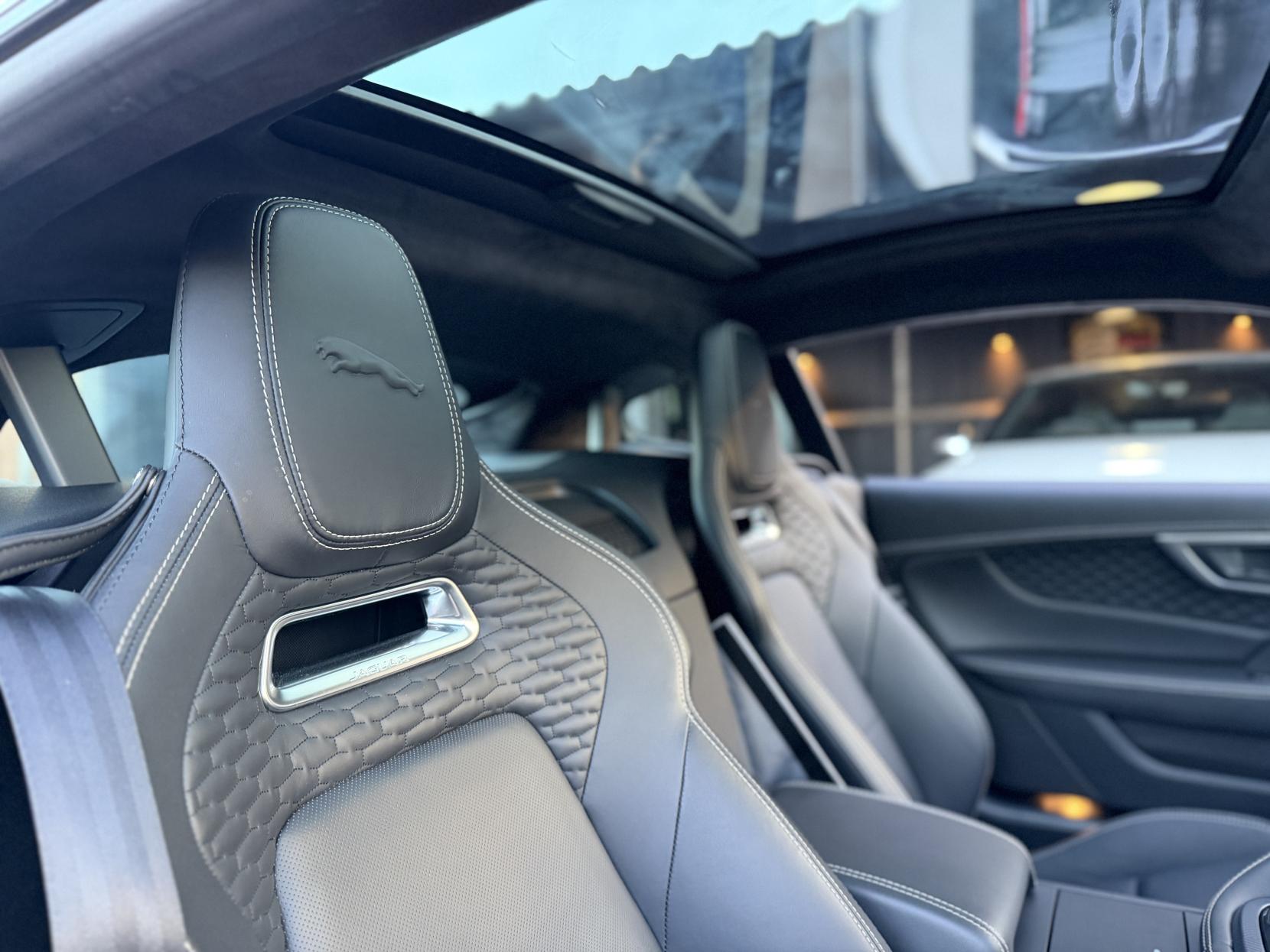 Jaguar F-Type 5.0 V8 R-Dynamic Black Coupe 2dr Petrol Auto Euro 6 (s/s) (450 ps)