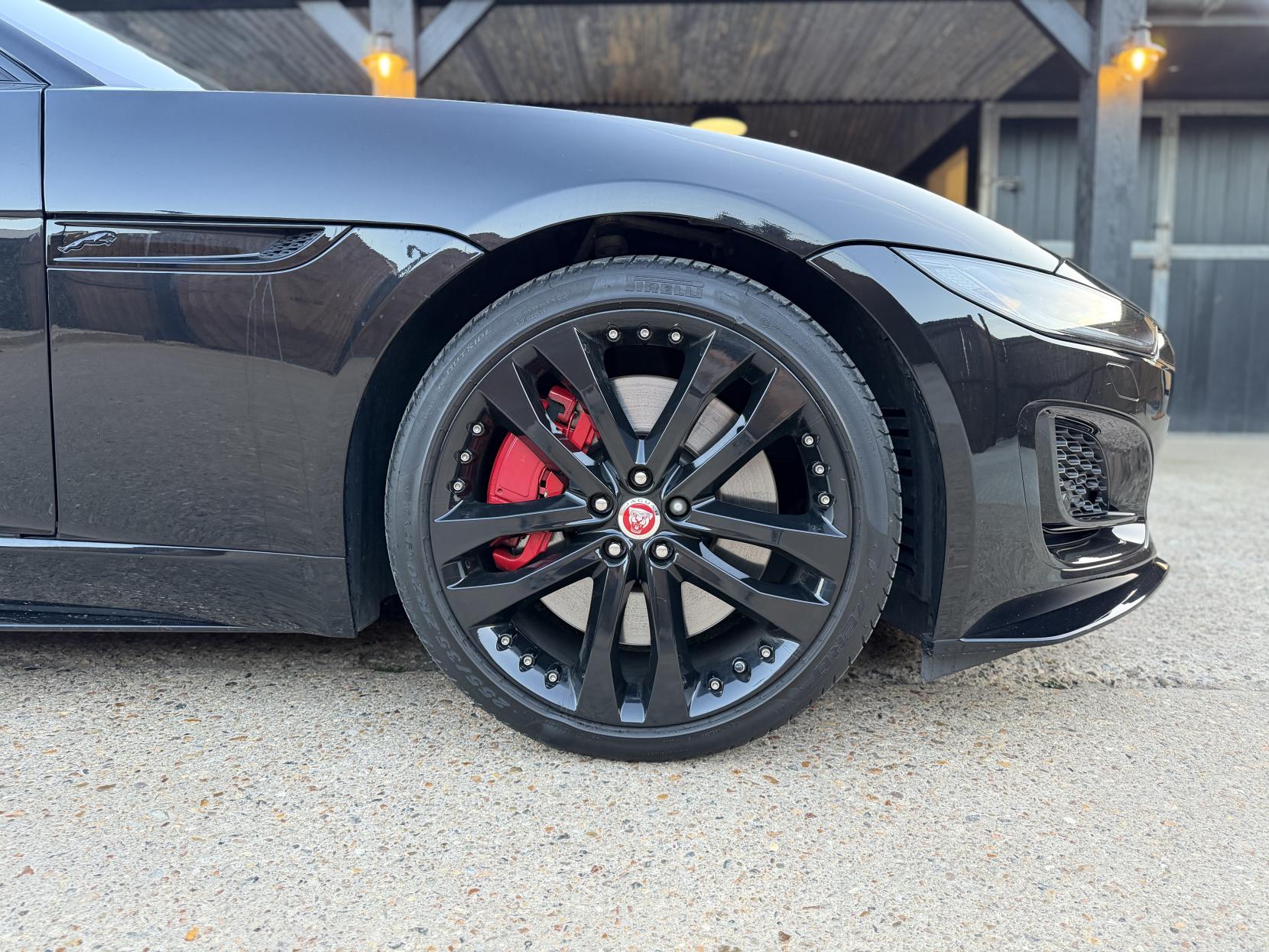 Jaguar F-Type 5.0 V8 R-Dynamic Black Coupe 2dr Petrol Auto Euro 6 (s/s) (450 ps)