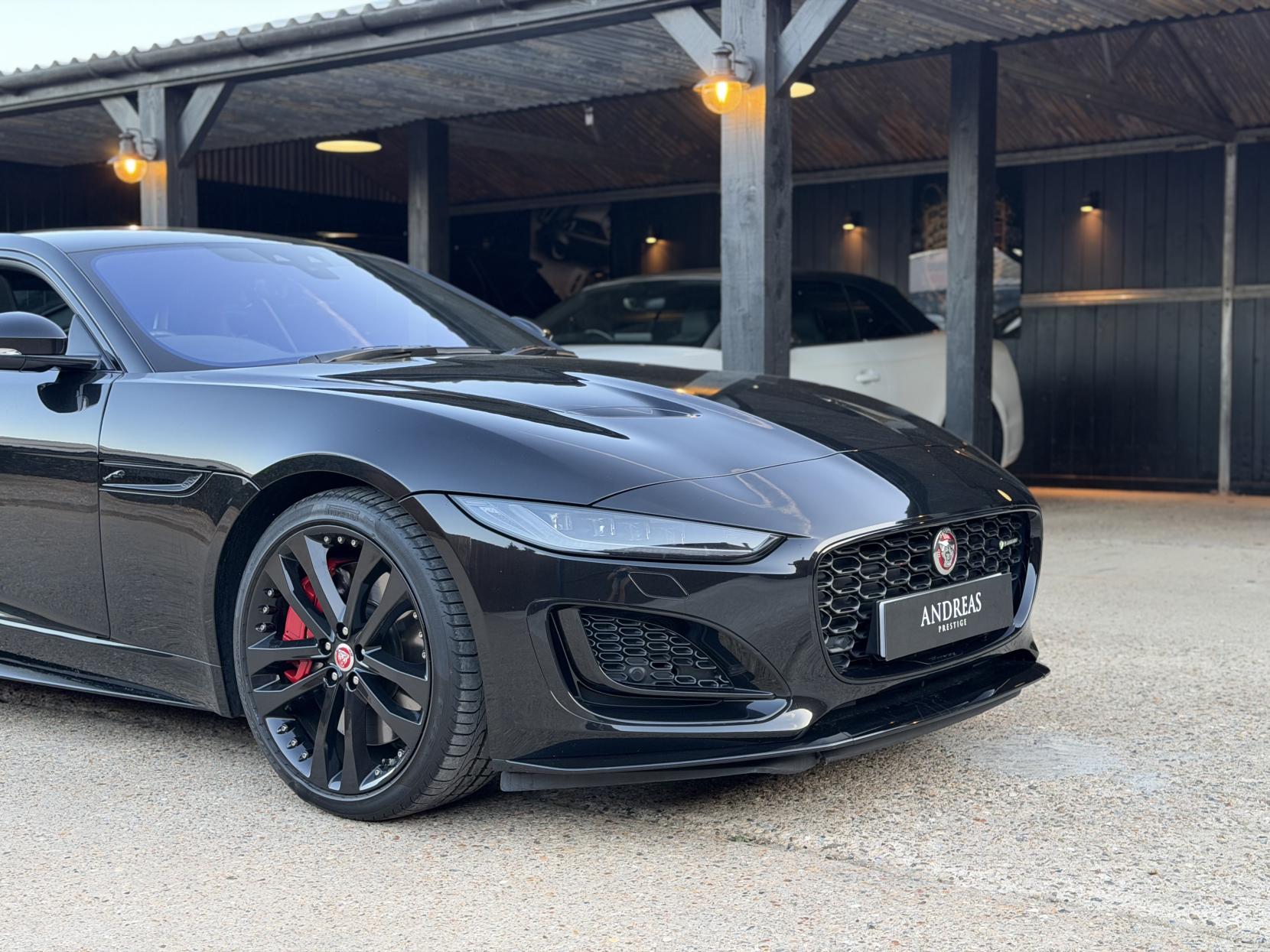 Jaguar F-Type 5.0 V8 R-Dynamic Black Coupe 2dr Petrol Auto Euro 6 (s/s) (450 ps)