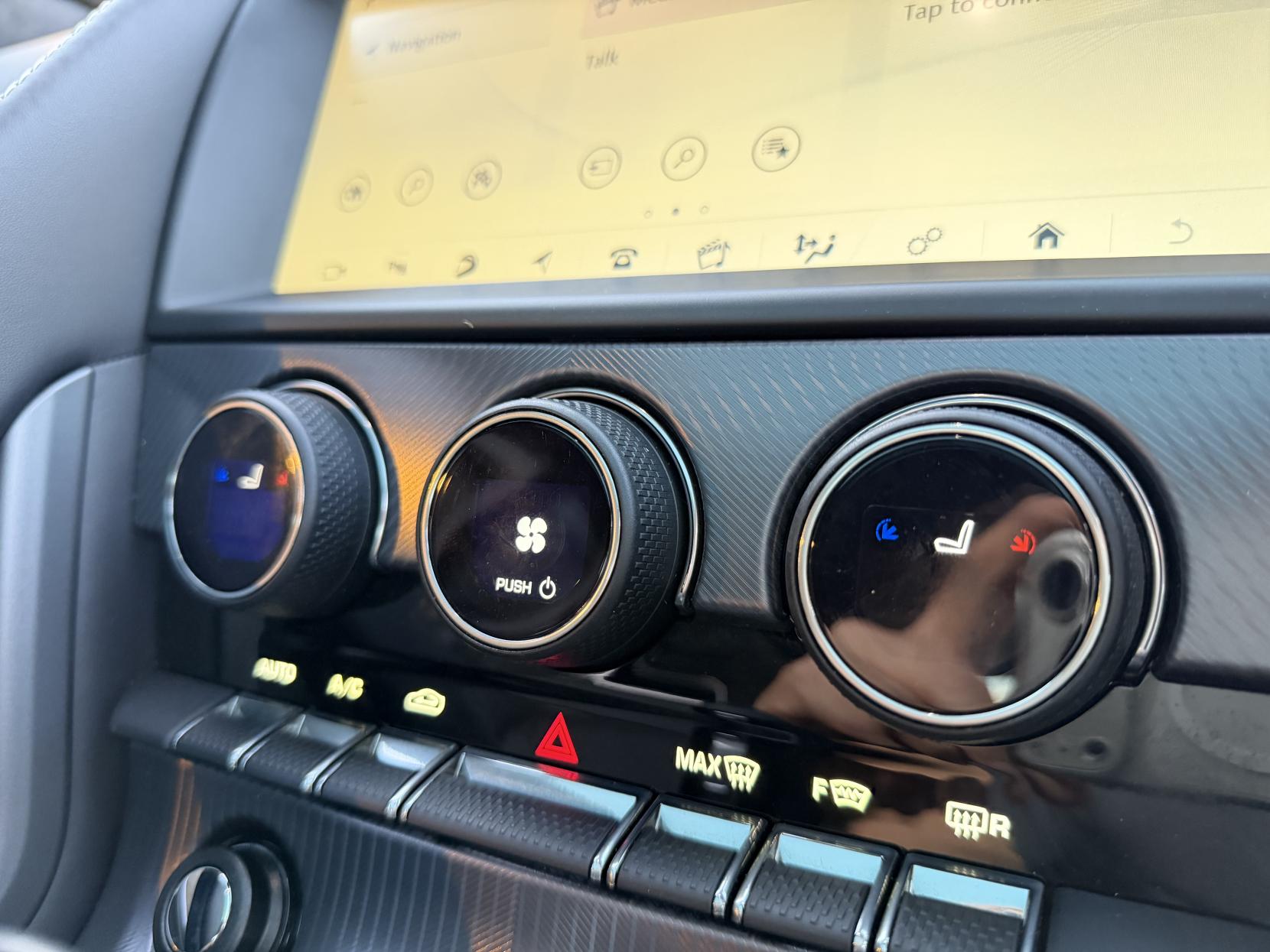 Jaguar F-Type 5.0 V8 R-Dynamic Black Coupe 2dr Petrol Auto Euro 6 (s/s) (450 ps)