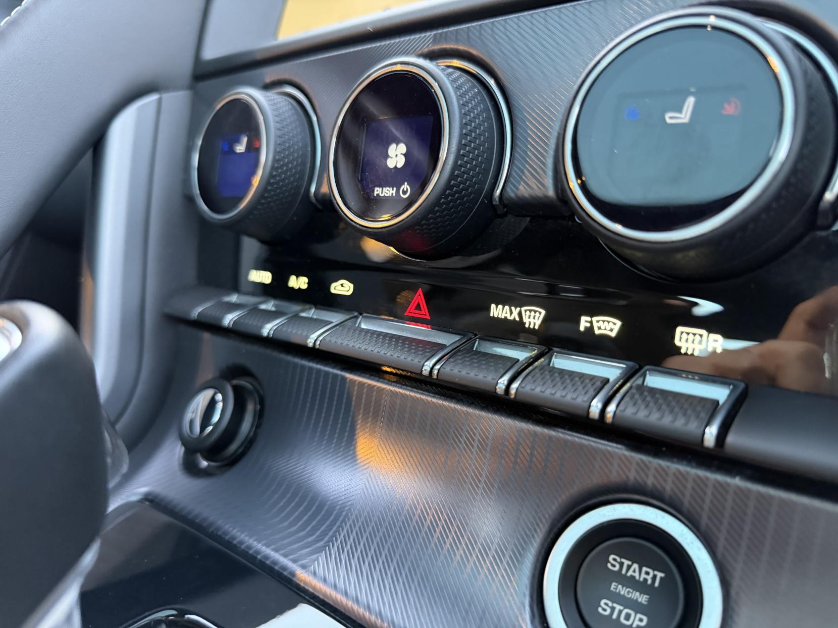 Jaguar F-Type 5.0 V8 R-Dynamic Black Coupe 2dr Petrol Auto Euro 6 (s/s) (450 ps)