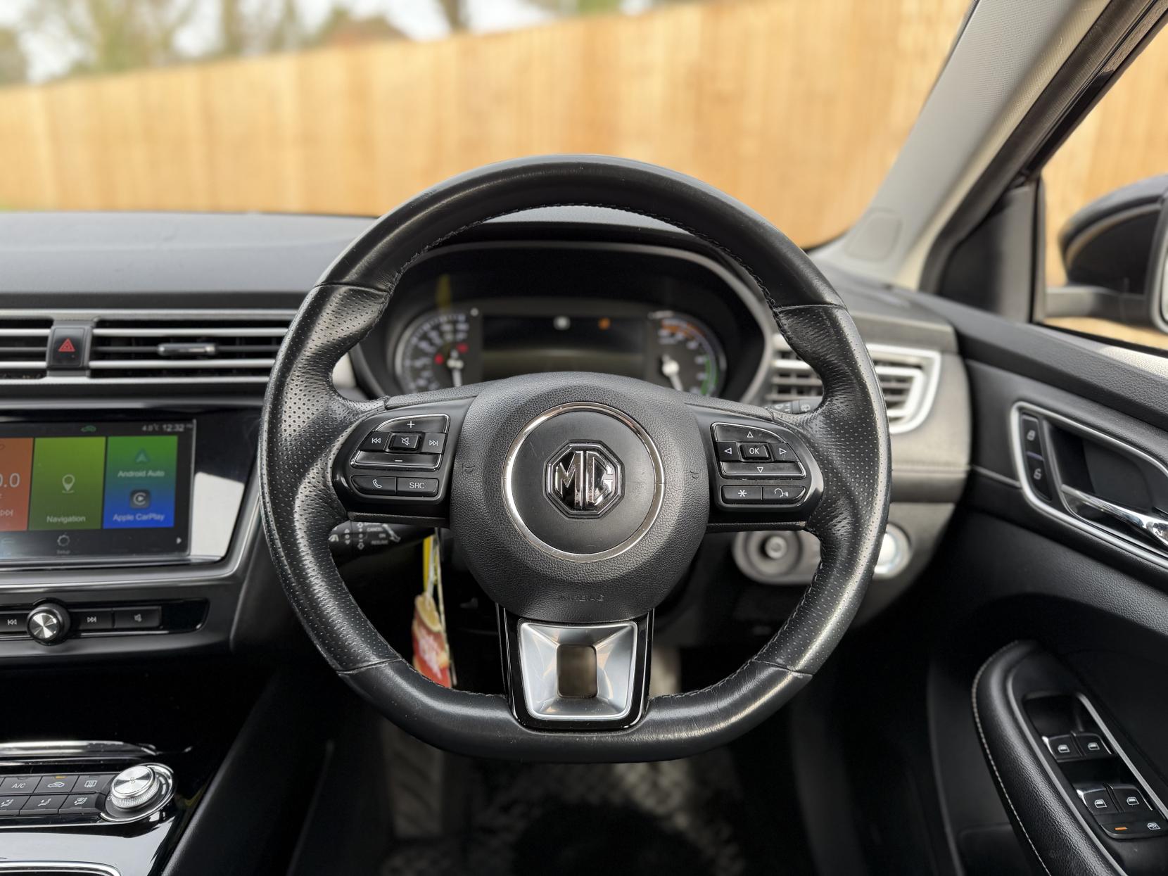 MG MG5 61.1kWh Excite Long Range Estate 5dr Electric Auto (156 ps)