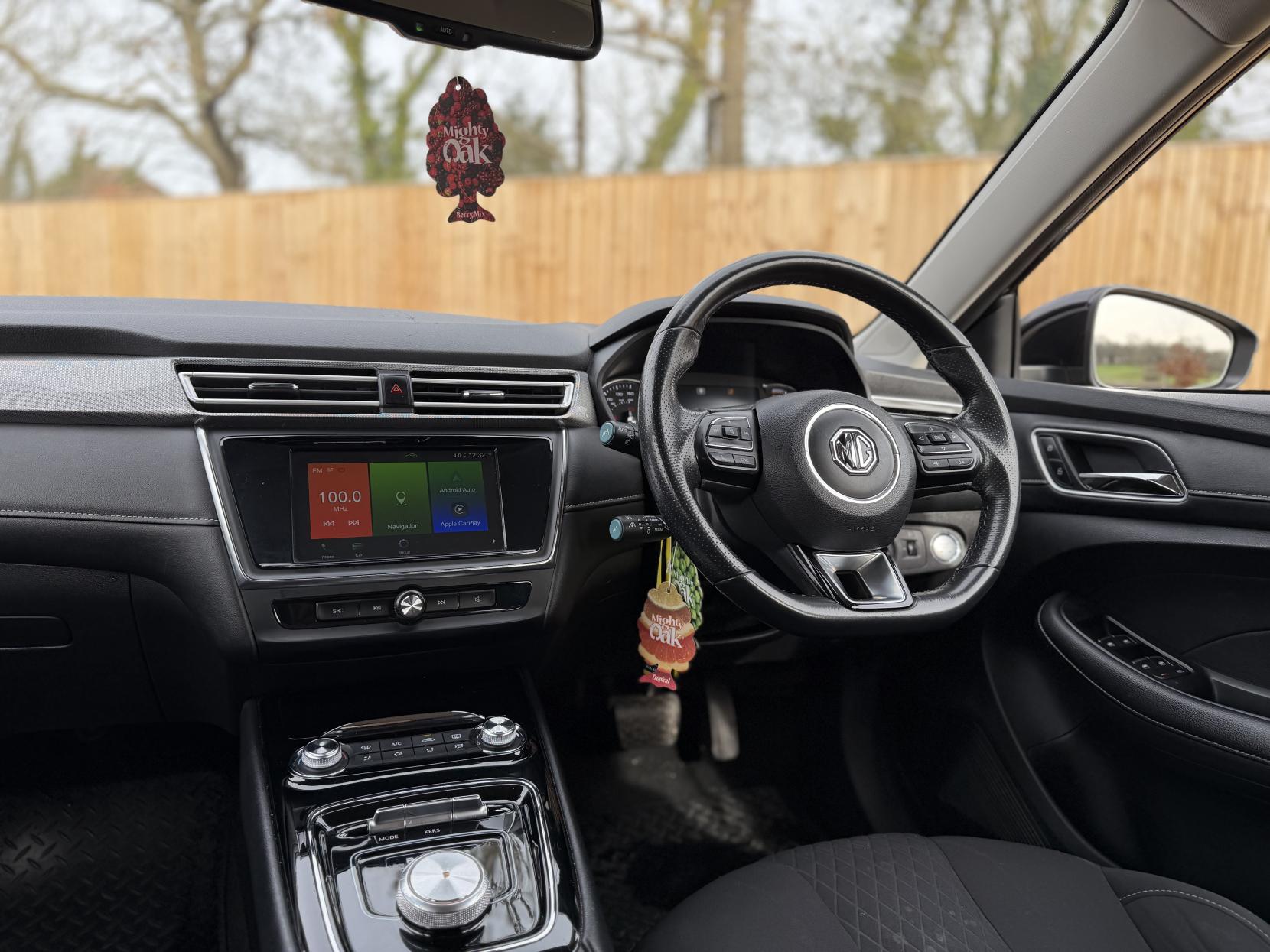 MG MG5 61.1kWh Excite Long Range Estate 5dr Electric Auto (156 ps)