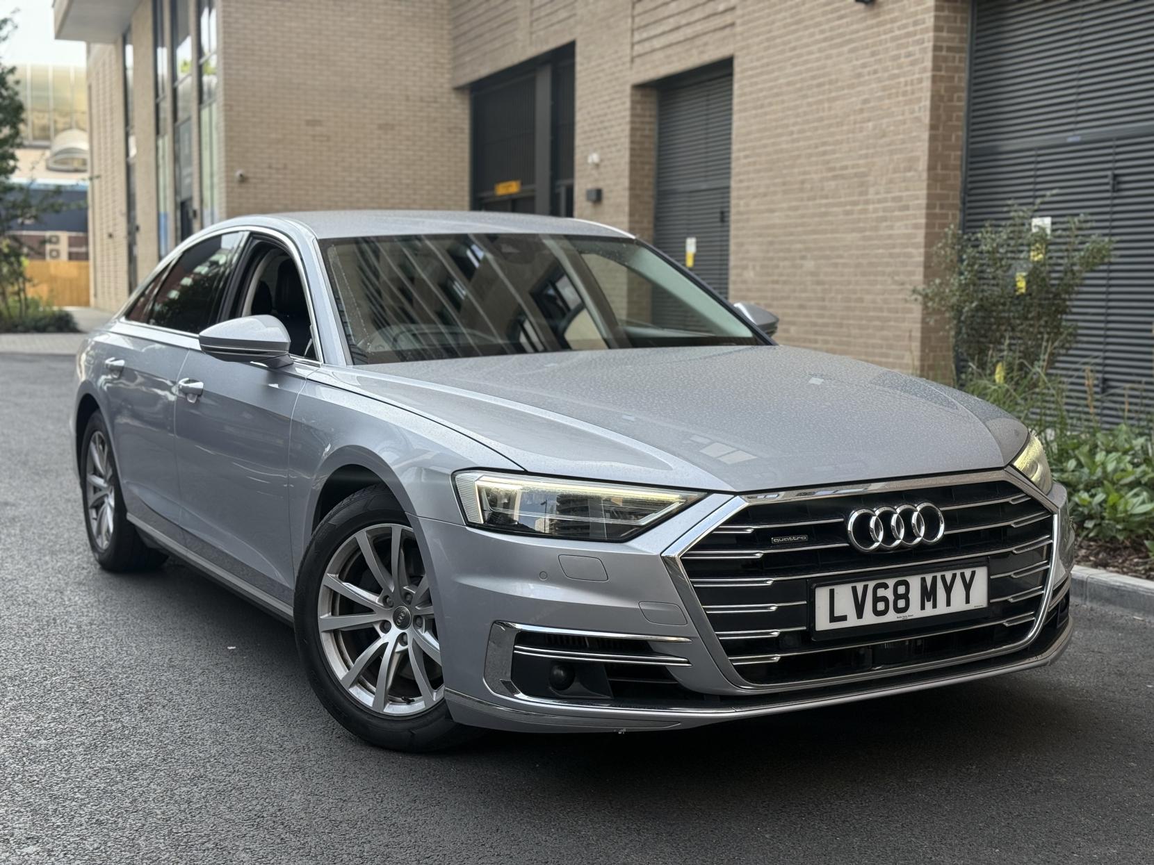 Audi A8 3.0 TDI V6 50 Saloon 4dr Diesel Tiptronic quattro Euro 6 (s/s) (286 ps)