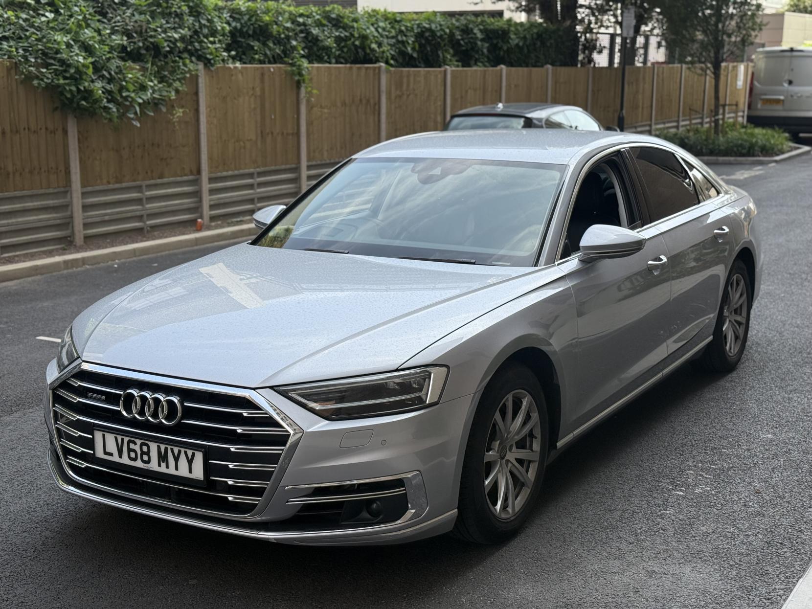 Audi A8 3.0 TDI V6 50 Saloon 4dr Diesel Tiptronic quattro Euro 6 (s/s) (286 ps)