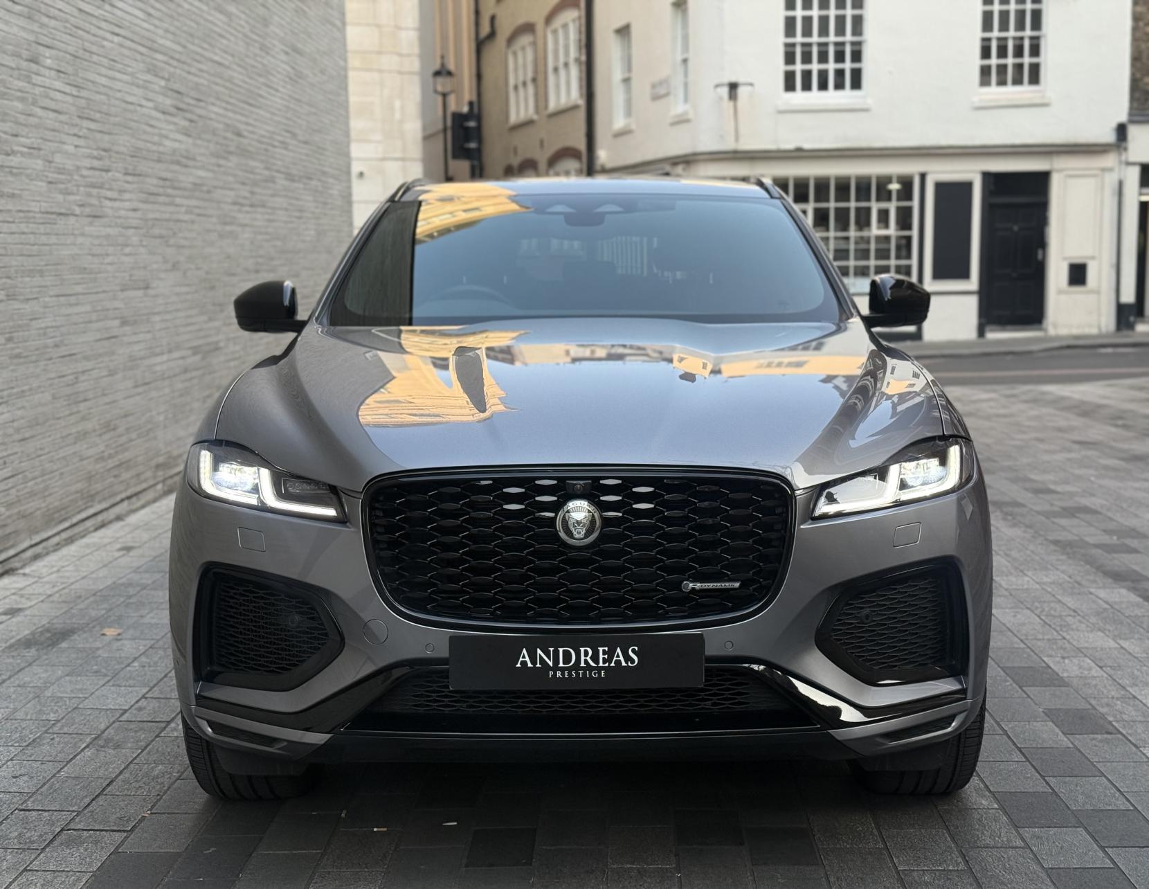Jaguar F-PACE 2.0 P400e 19.3kWh R-Dynamic SE Black SUV 5dr Petrol Plug-in Hybrid Auto AWD Euro 6 (s/s) (404 ps)