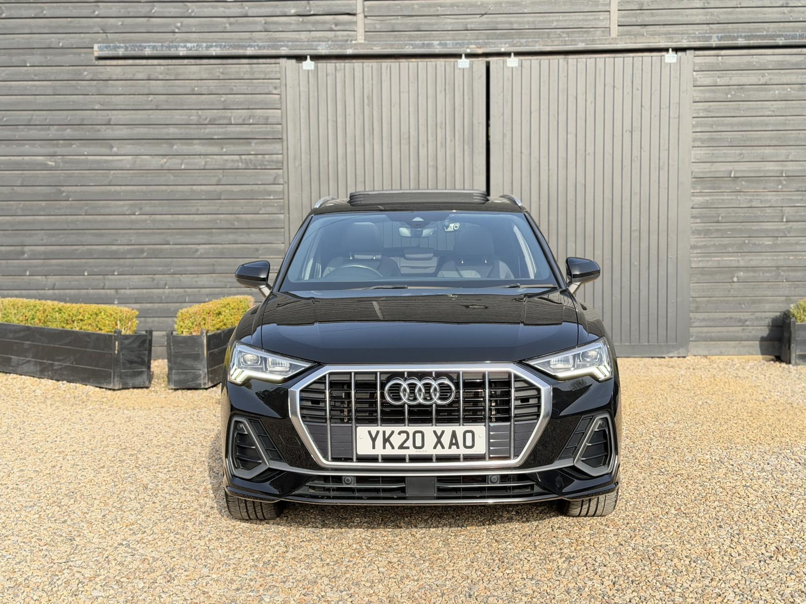 Audi Q3 2.0 TDI 35 S line SUV 5dr Diesel S Tronic Euro 6 (s/s) (150 ps)