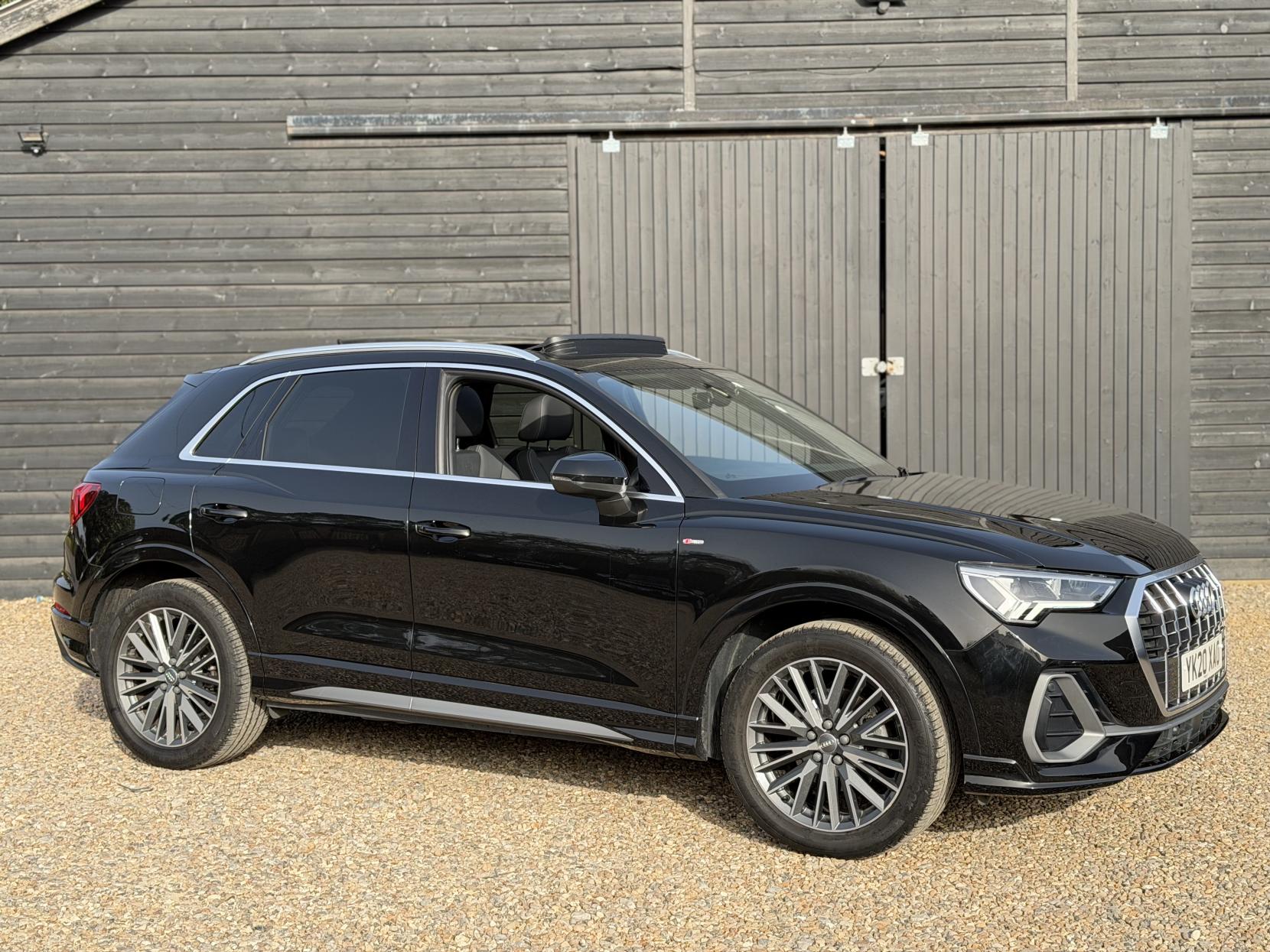 Audi Q3 2.0 TDI 35 S line SUV 5dr Diesel S Tronic Euro 6 (s/s) (150 ps)