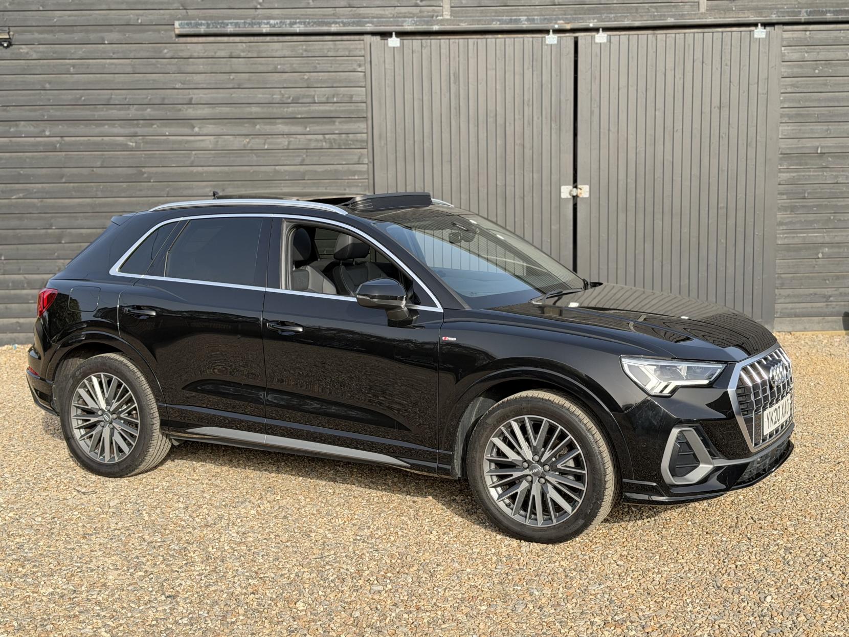 Audi Q3 2.0 TDI 35 S line SUV 5dr Diesel S Tronic Euro 6 (s/s) (150 ps)