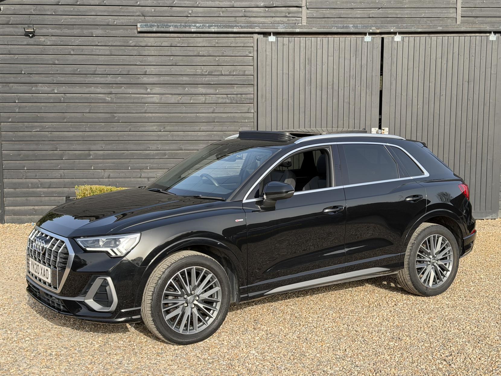 Audi Q3 2.0 TDI 35 S line SUV 5dr Diesel S Tronic Euro 6 (s/s) (150 ps)