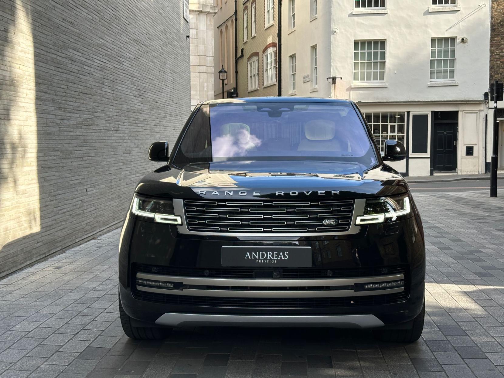 Land Rover Range Rover 4.4 P530 V8 Autobiography SUV 5dr Petrol Auto 4WD Euro 6 (s/s) (530 ps)