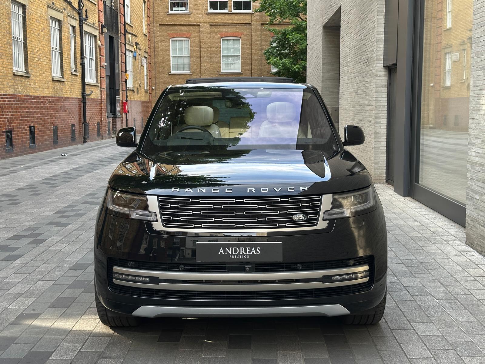 Land Rover Range Rover 4.4 P530 V8 Autobiography SUV 5dr Petrol Auto 4WD Euro 6 (s/s) (530 ps)