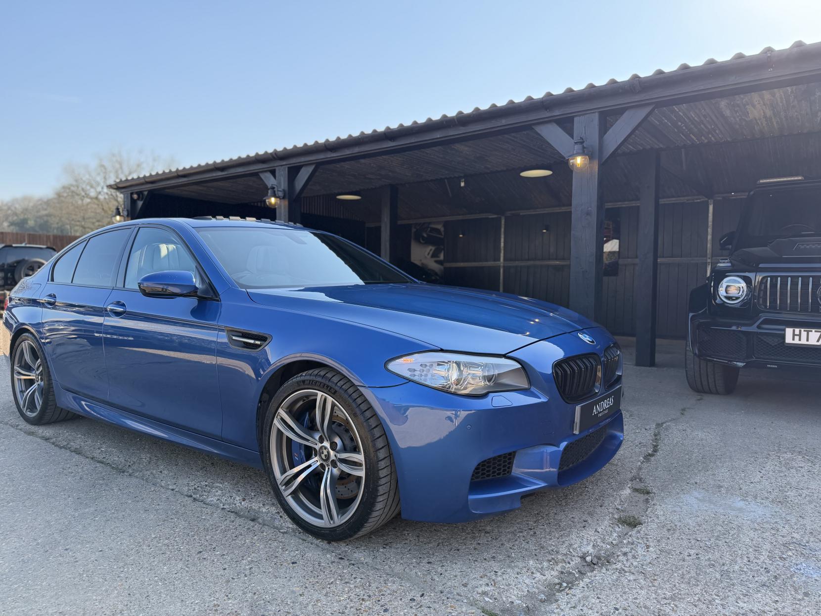 BMW M5 4.4 V8 Saloon 4dr Petrol DCT Euro 5 (s/s) (560 ps)