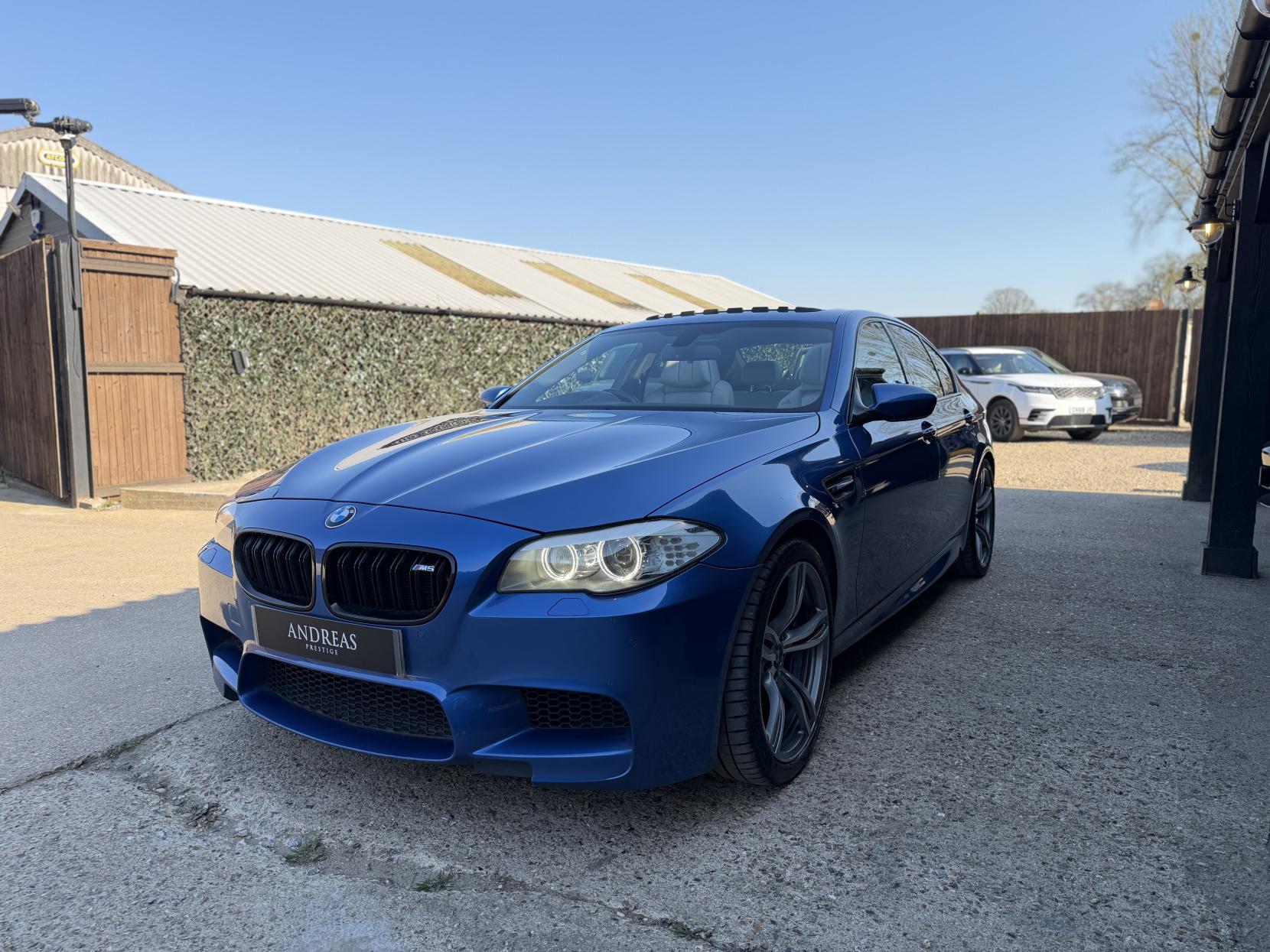 BMW M5 4.4 V8 Saloon 4dr Petrol DCT Euro 5 (s/s) (560 ps)