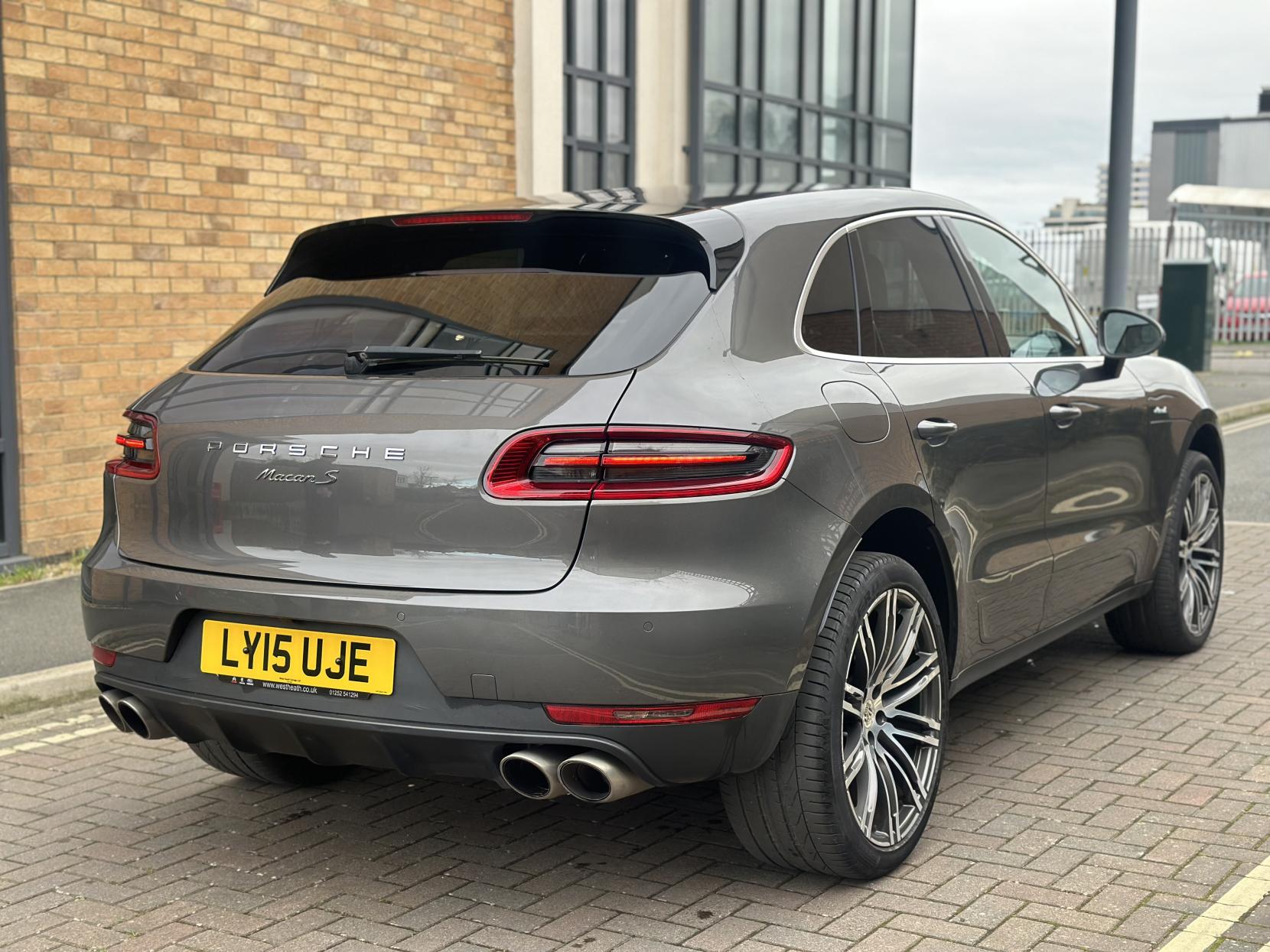 Porsche Macan 3.0 TD V6 S SUV 5dr Diesel PDK 4WD Euro 6 (s/s) (258 ps)