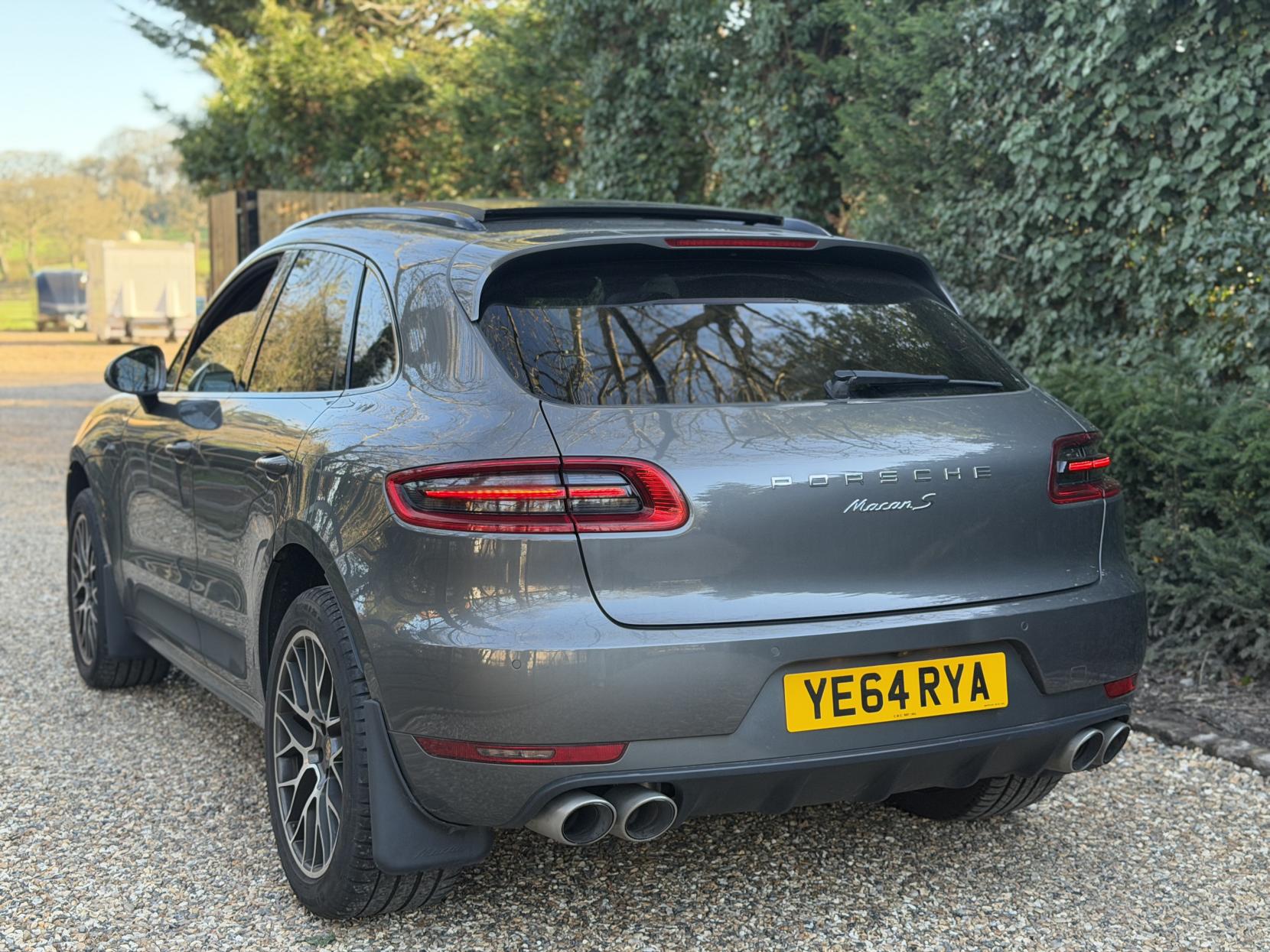 Porsche Macan 3.0 TD V6 S SUV 5dr Diesel PDK 4WD Euro 6 (s/s) (258 ps)