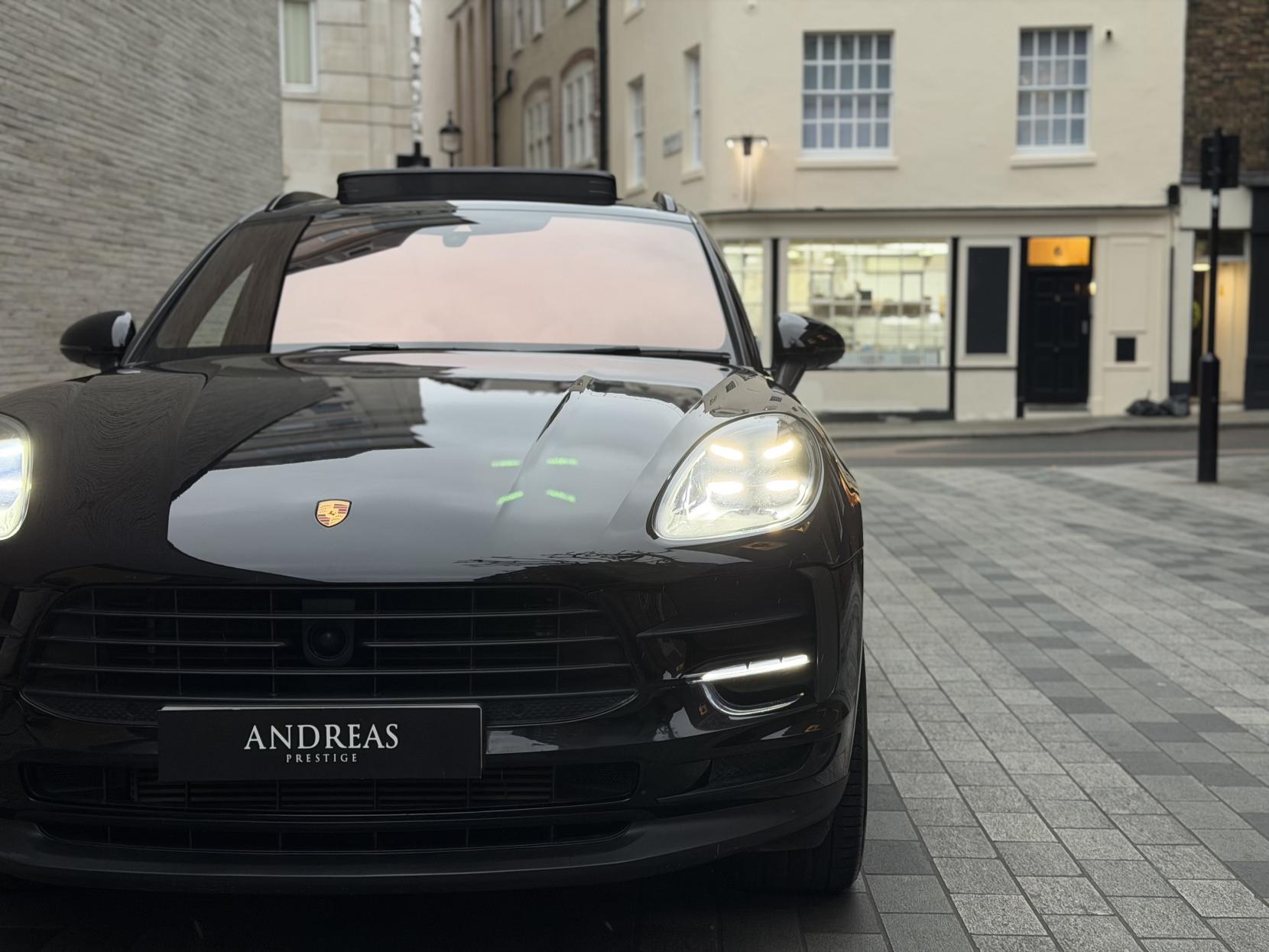 Porsche Macan 2.0 SUV (2018 - 2024)