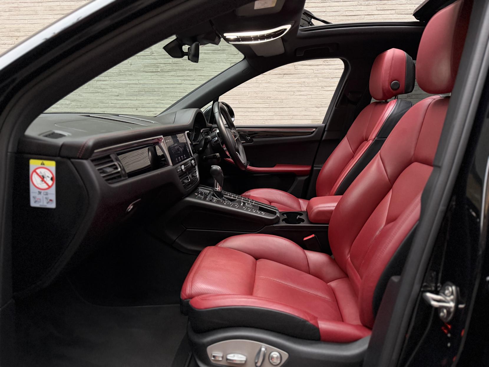 Porsche Macan 2.0 SUV (2018 - 2024)