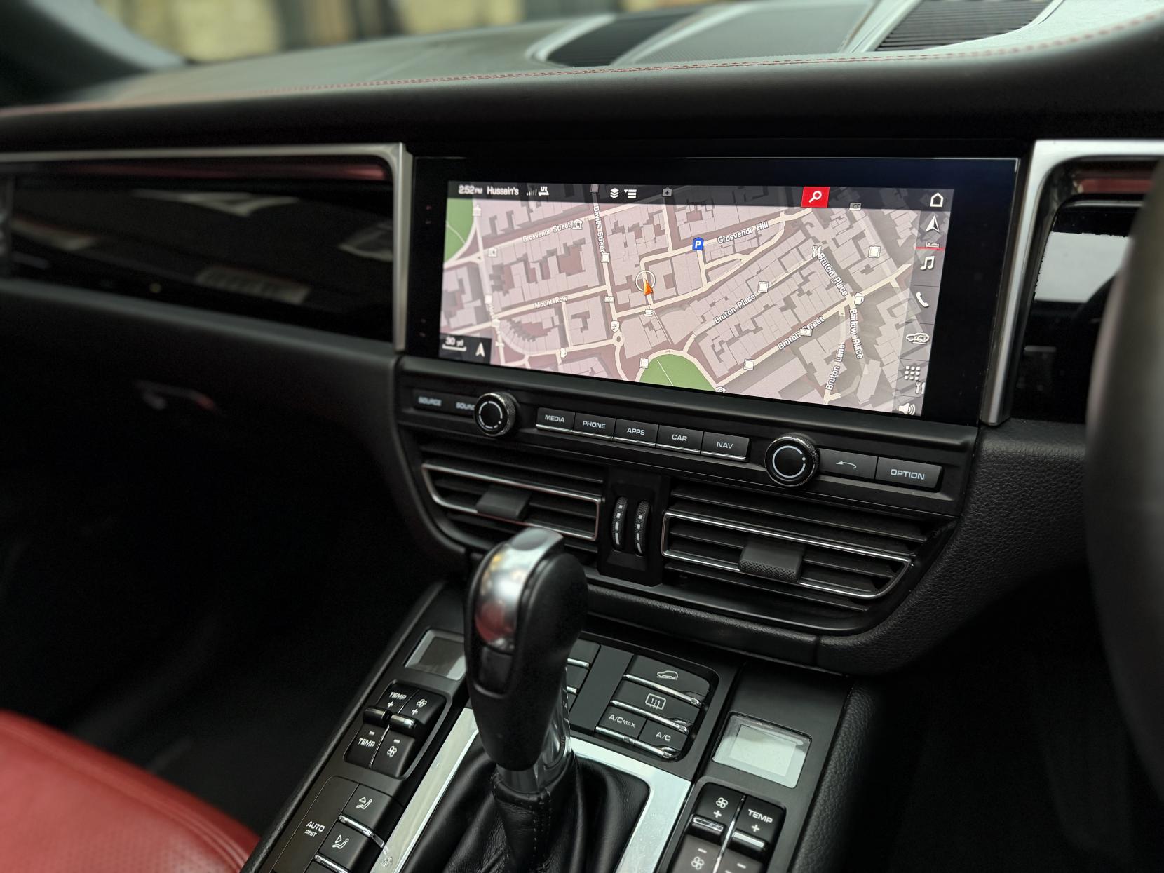 Porsche Macan 2.0 SUV (2018 - 2024)