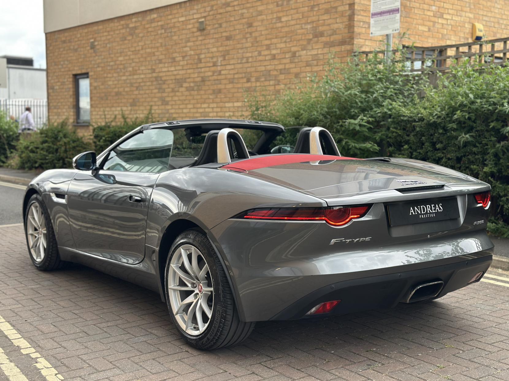 Jaguar F-Type 2.0i GPF Convertible 2dr Petrol Auto Euro 6 (s/s) (300 ps)