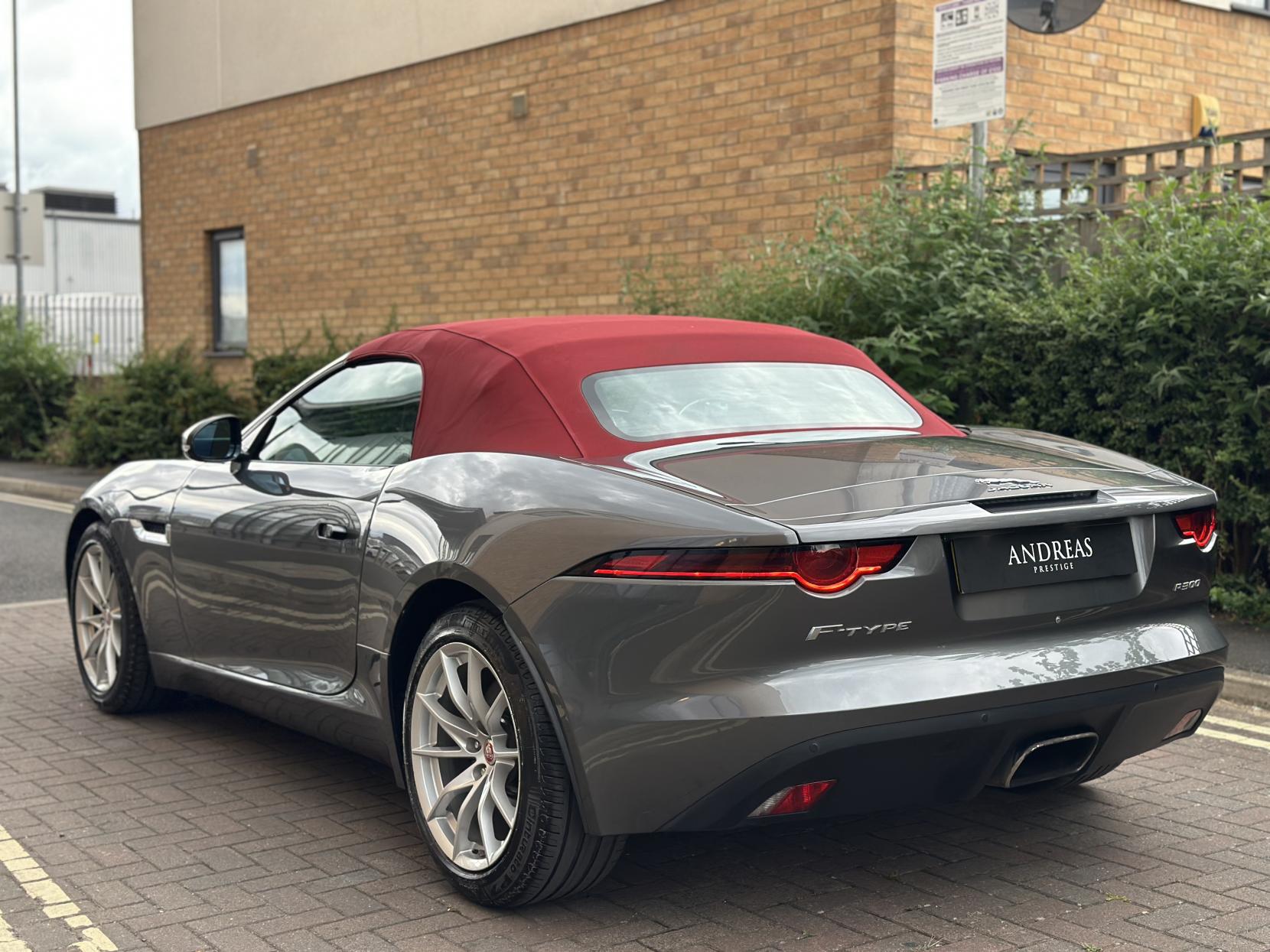 Jaguar F-Type 2.0i GPF Convertible 2dr Petrol Auto Euro 6 (s/s) (300 ps)