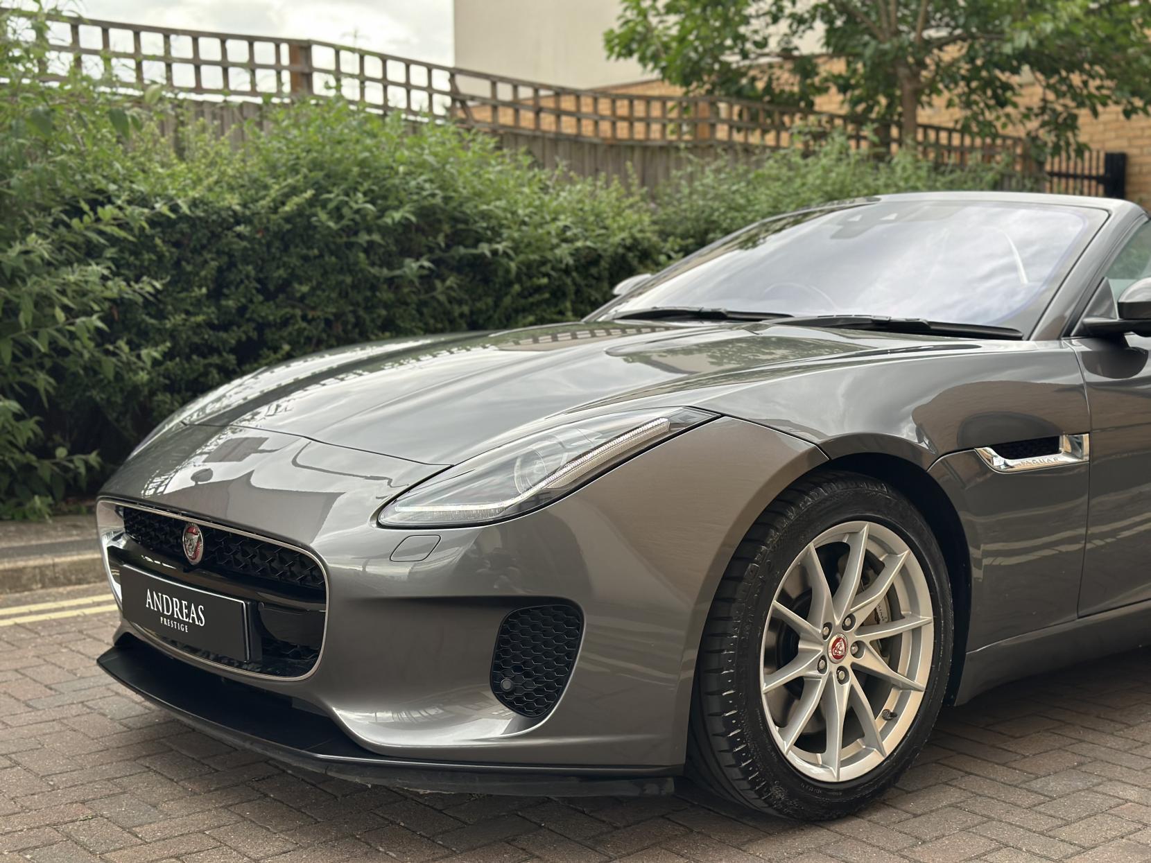 Jaguar F-Type 2.0i GPF Convertible 2dr Petrol Auto Euro 6 (s/s) (300 ps)