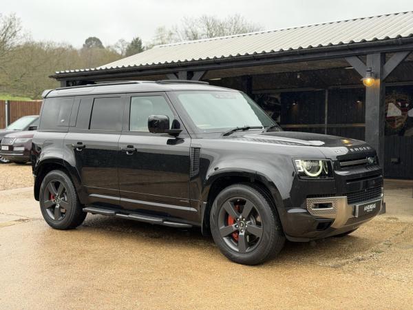 Land Rover Defender 110 3.0 i6 X SUV 5dr Petrol Auto 4WD Euro 6 (s/s) (400 ps)