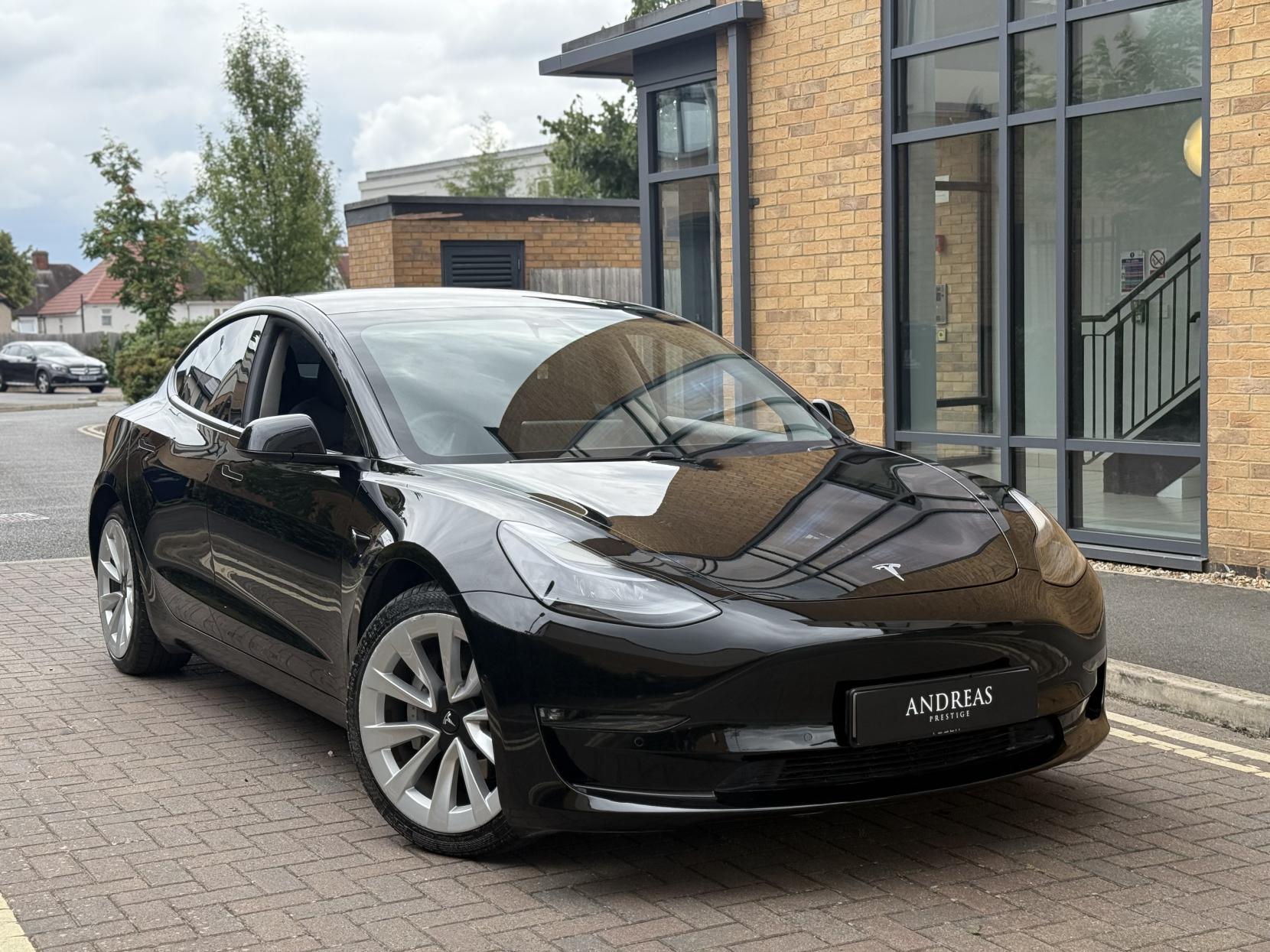 Tesla Model 3 Standard Range Plus Saloon 4dr Electric Auto RWD (241 bhp)