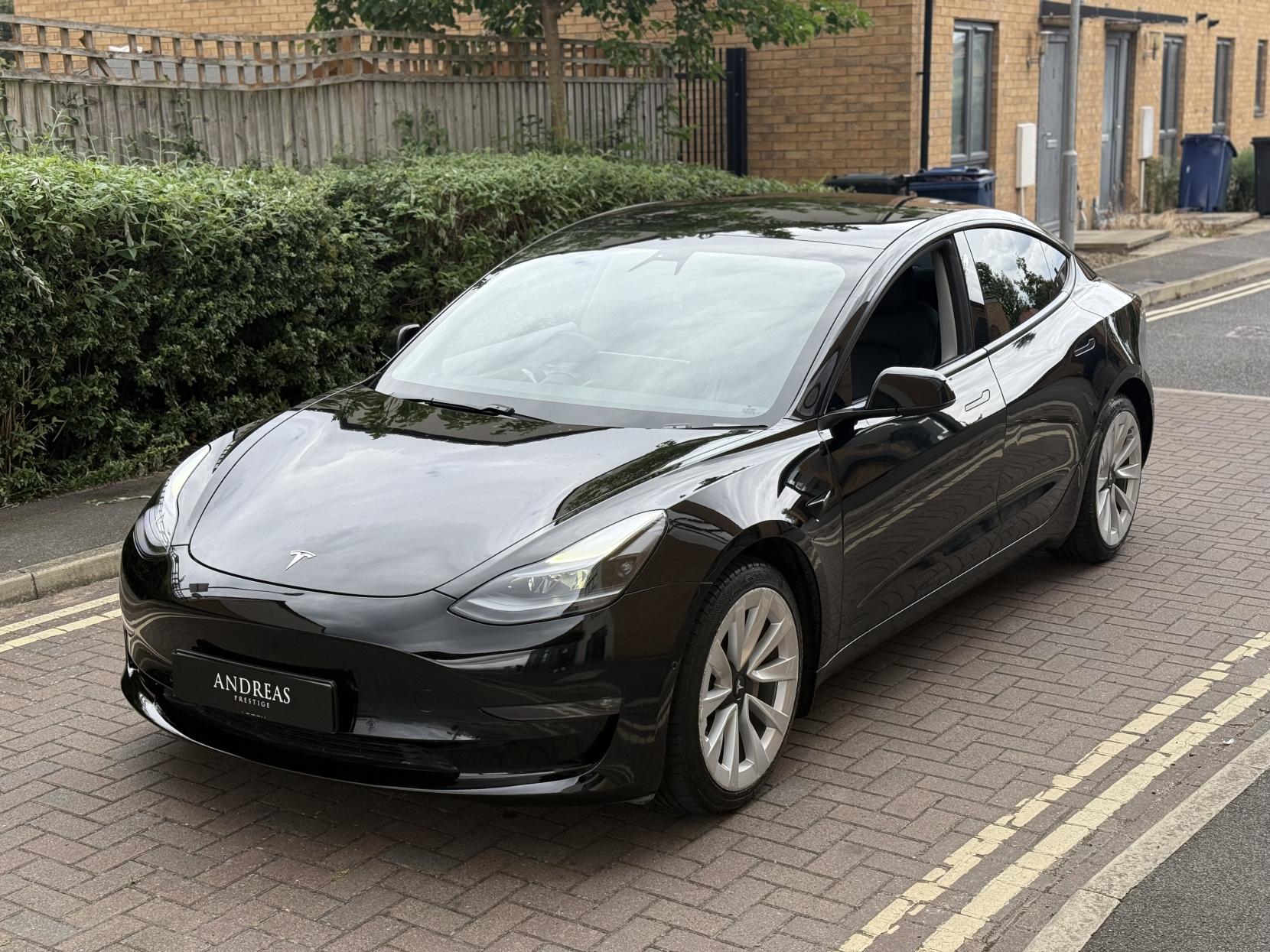 Tesla Model 3 Standard Range Plus Saloon 4dr Electric Auto RWD (241 bhp)