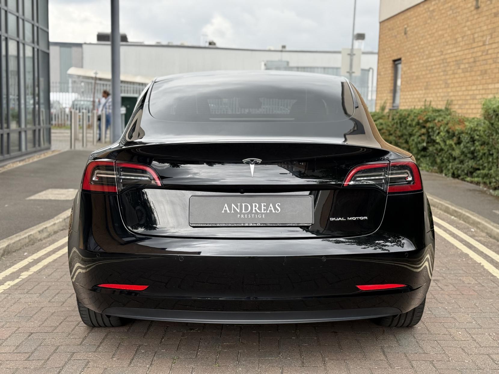 Tesla Model 3 Standard Range Plus Saloon 4dr Electric Auto RWD (241 bhp)