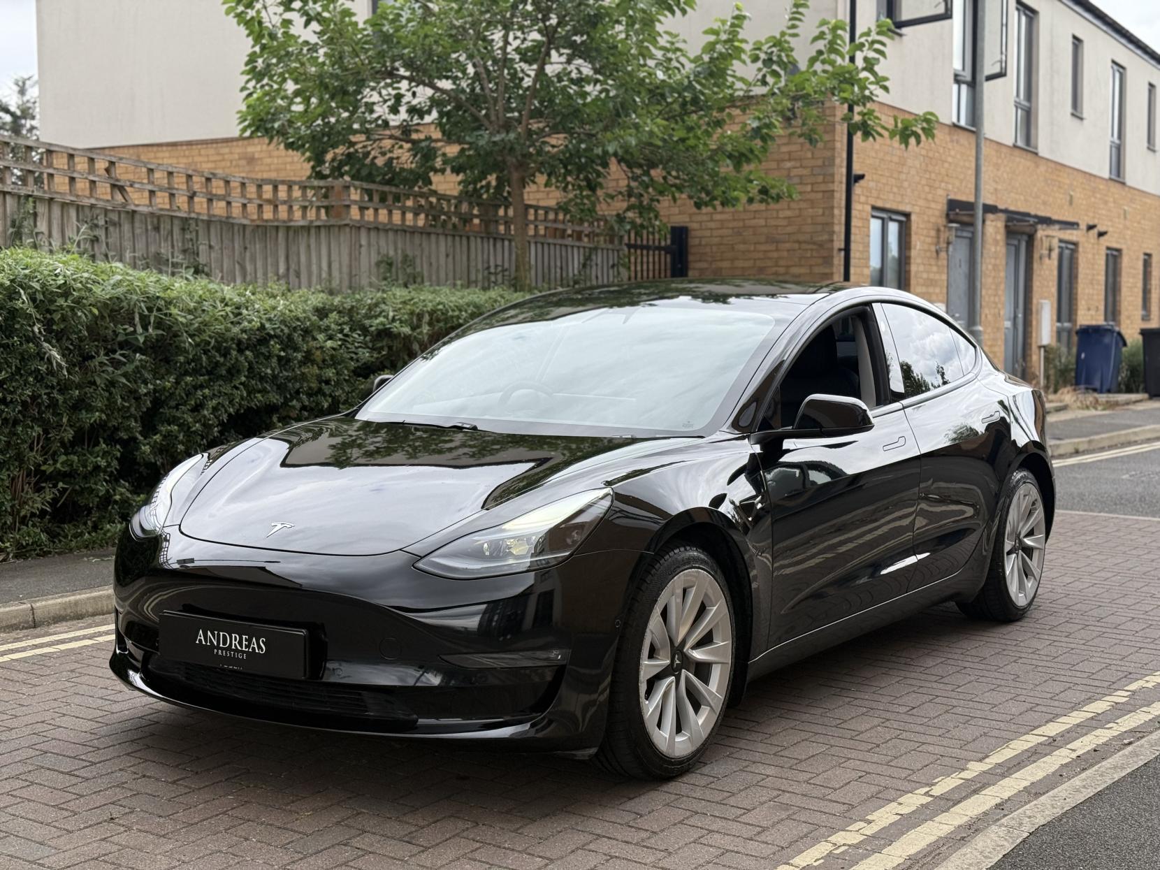 Tesla Model 3 Standard Range Plus Saloon 4dr Electric Auto RWD (241 bhp)