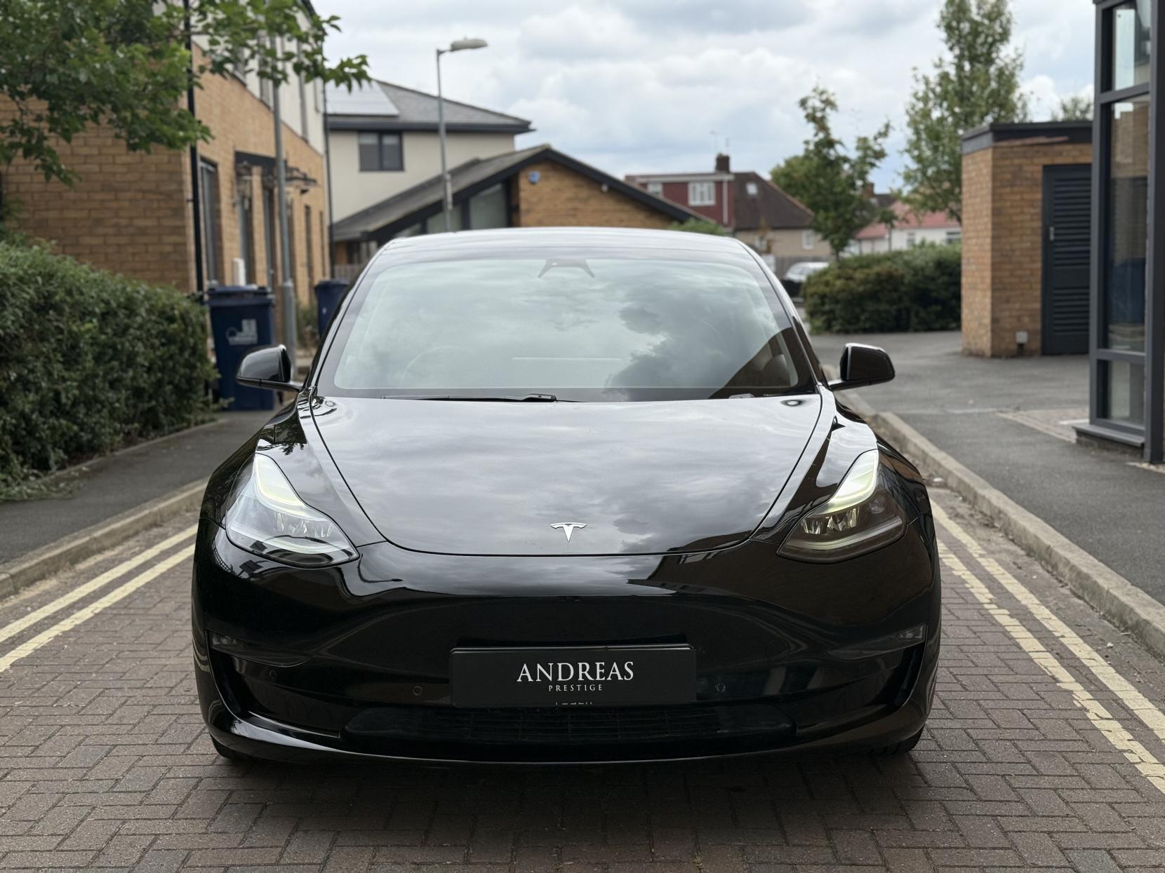 Tesla Model 3 Standard Range Plus Saloon 4dr Electric Auto RWD (241 bhp)