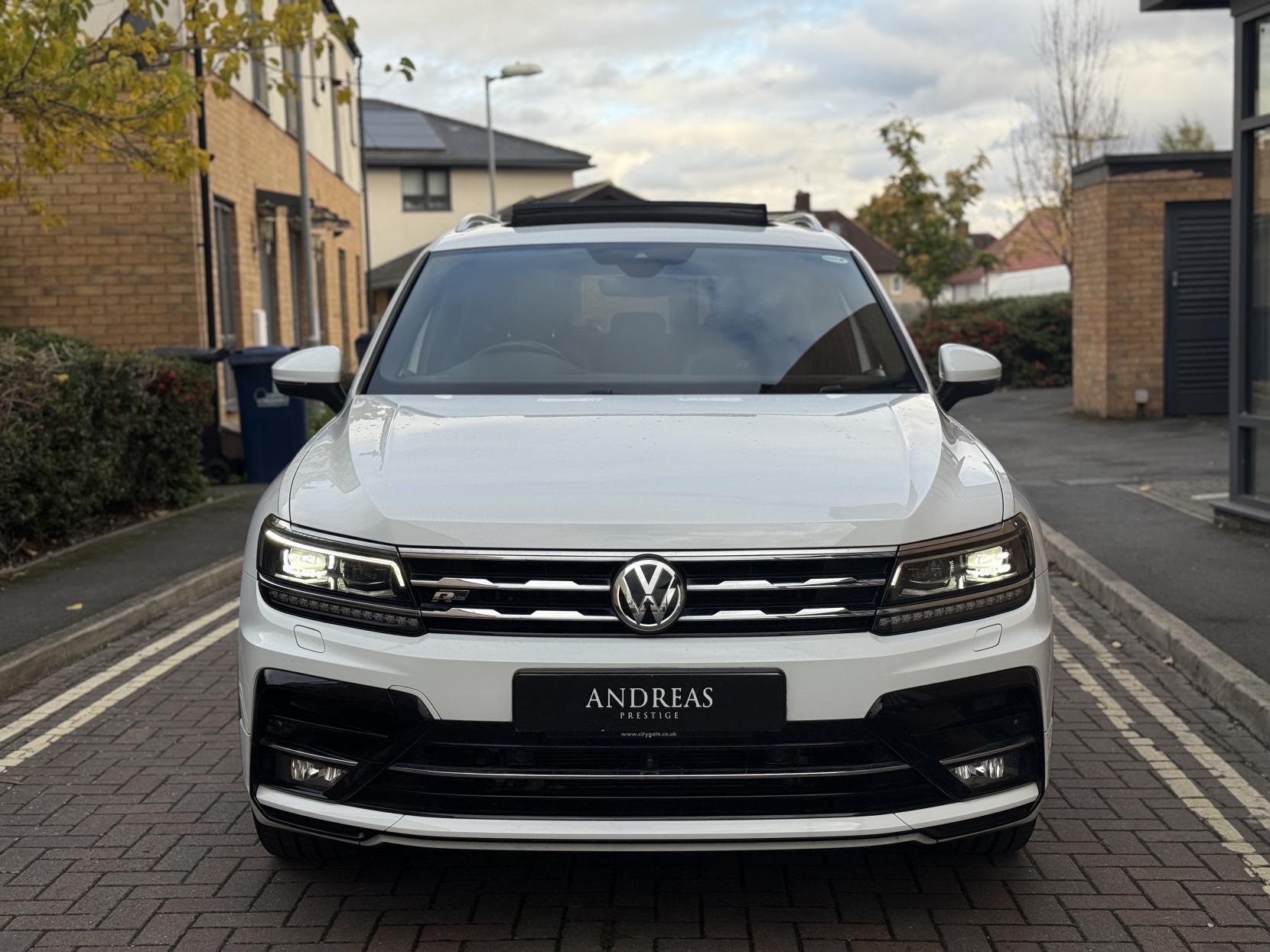 Volkswagen Tiguan Allspace 1.5 TSI EVO R-Line Tech SUV 5dr Petrol DSG Euro 6 (s/s) (150 ps)