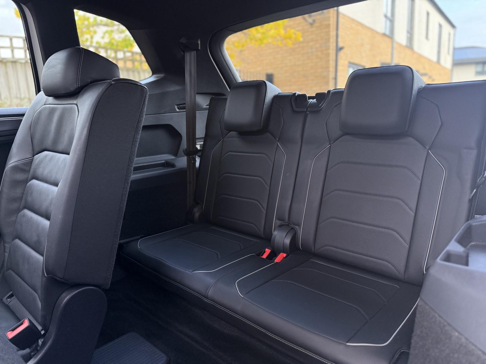 Volkswagen Tiguan Allspace 1.5 TSI EVO R-Line Tech SUV 5dr Petrol DSG Euro 6 (s/s) (150 ps)