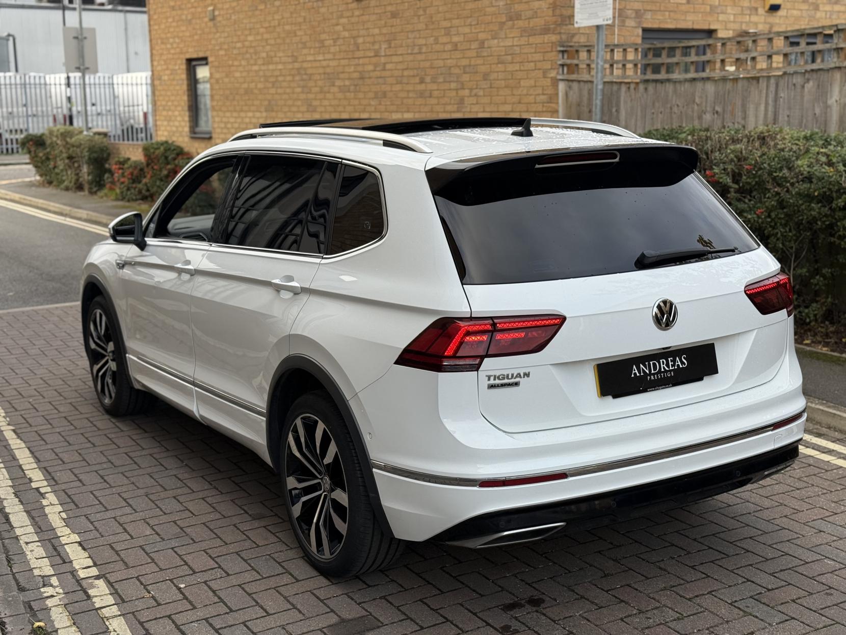 Volkswagen Tiguan Allspace 1.5 TSI EVO R-Line Tech SUV 5dr Petrol DSG Euro 6 (s/s) (150 ps)